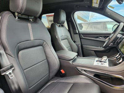 2024 Jaguar F-PACE P400 R-Dynamic S