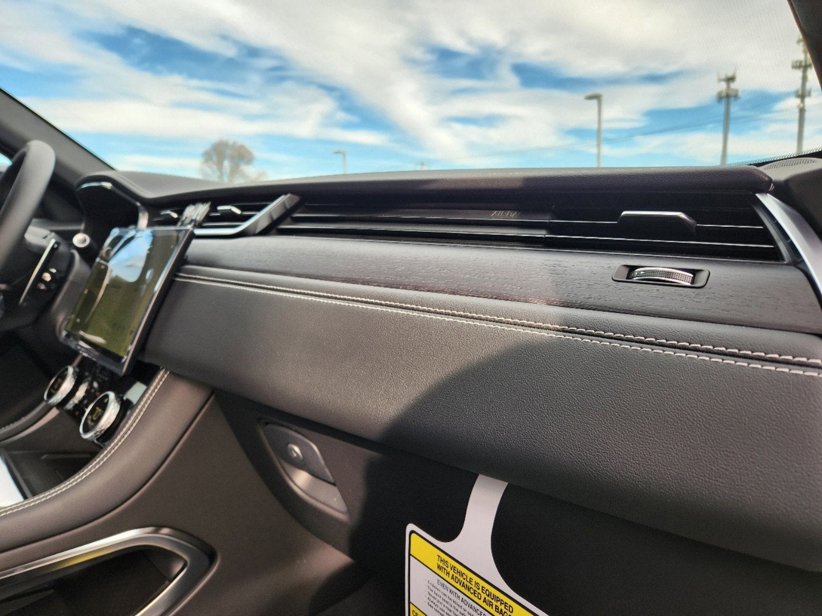 2024 Jaguar F-PACE P400 R-Dynamic S