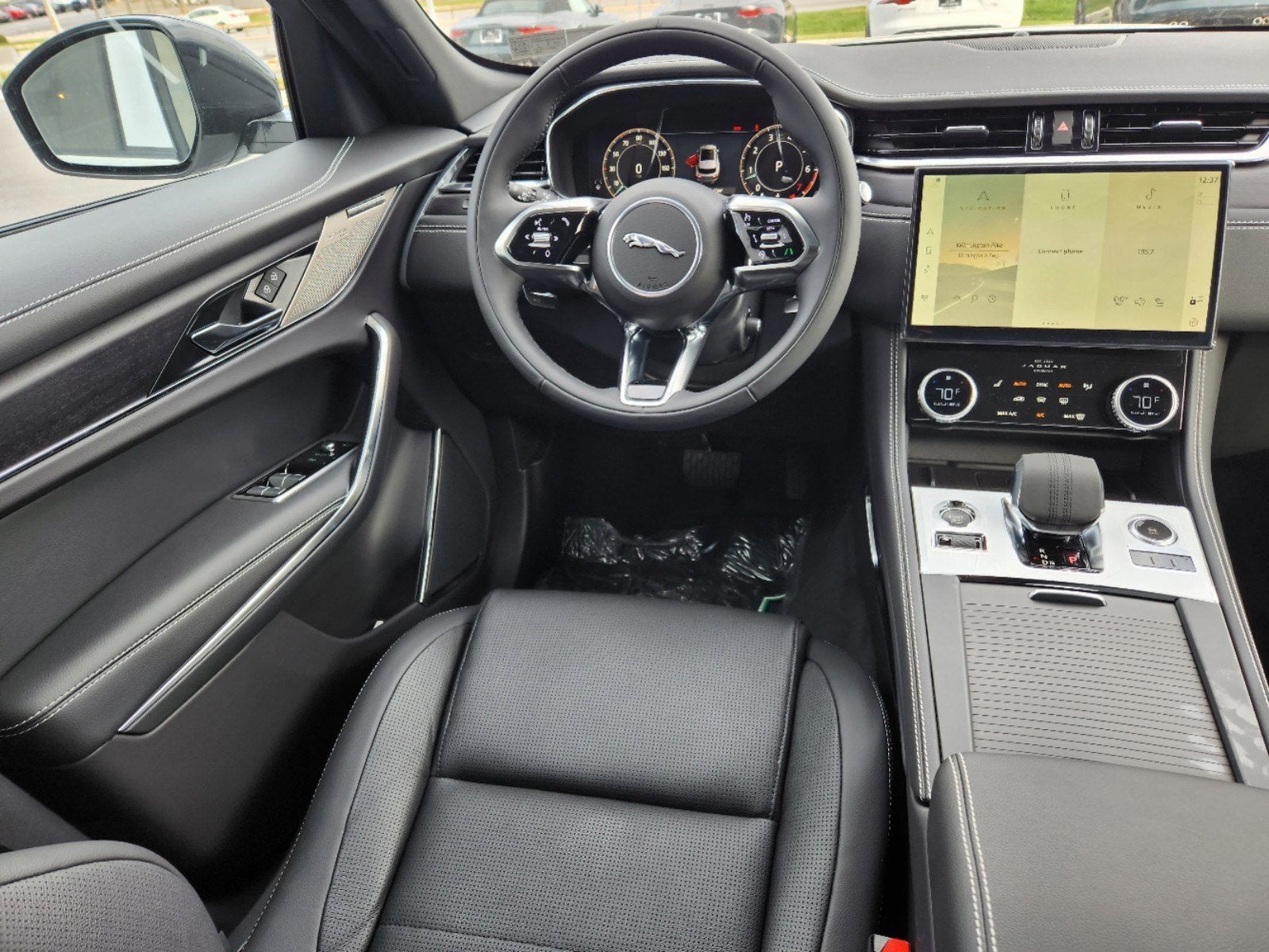 2024 Jaguar F-PACE P400 R-Dynamic S