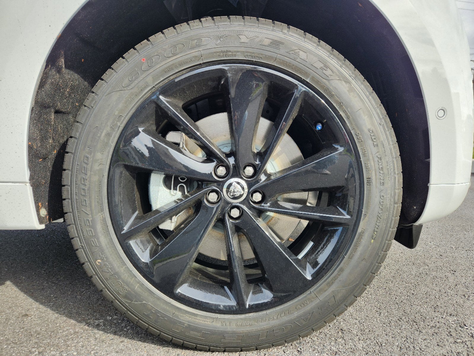 2024 Jaguar F-PACE P400 R-Dynamic S