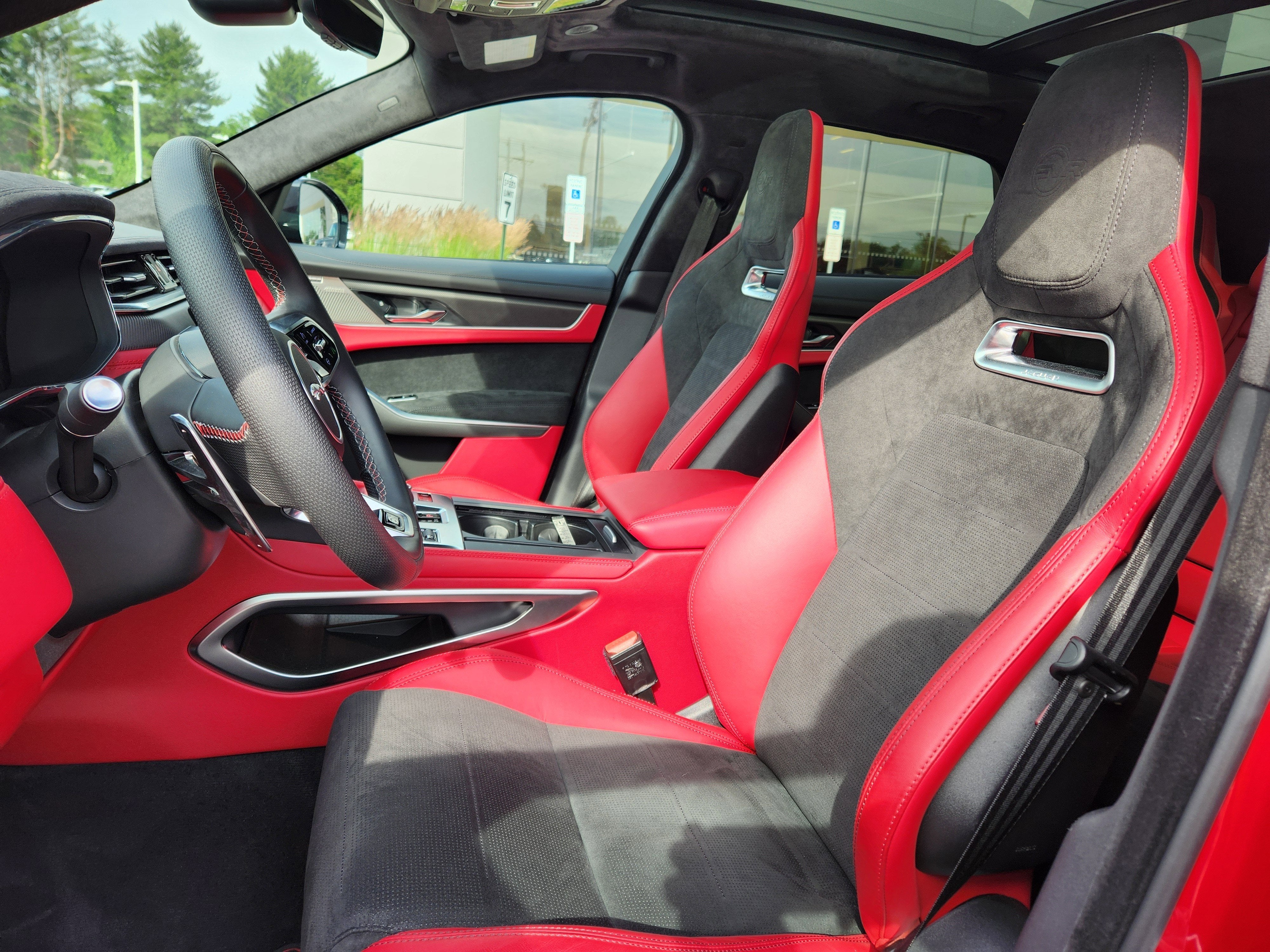 2026 Jaguar F-PACE SVR