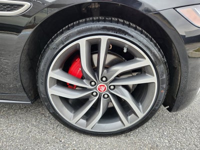 2022 Jaguar XF R-Dynamic SE