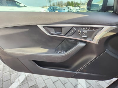 2021 Jaguar F-TYPE P300