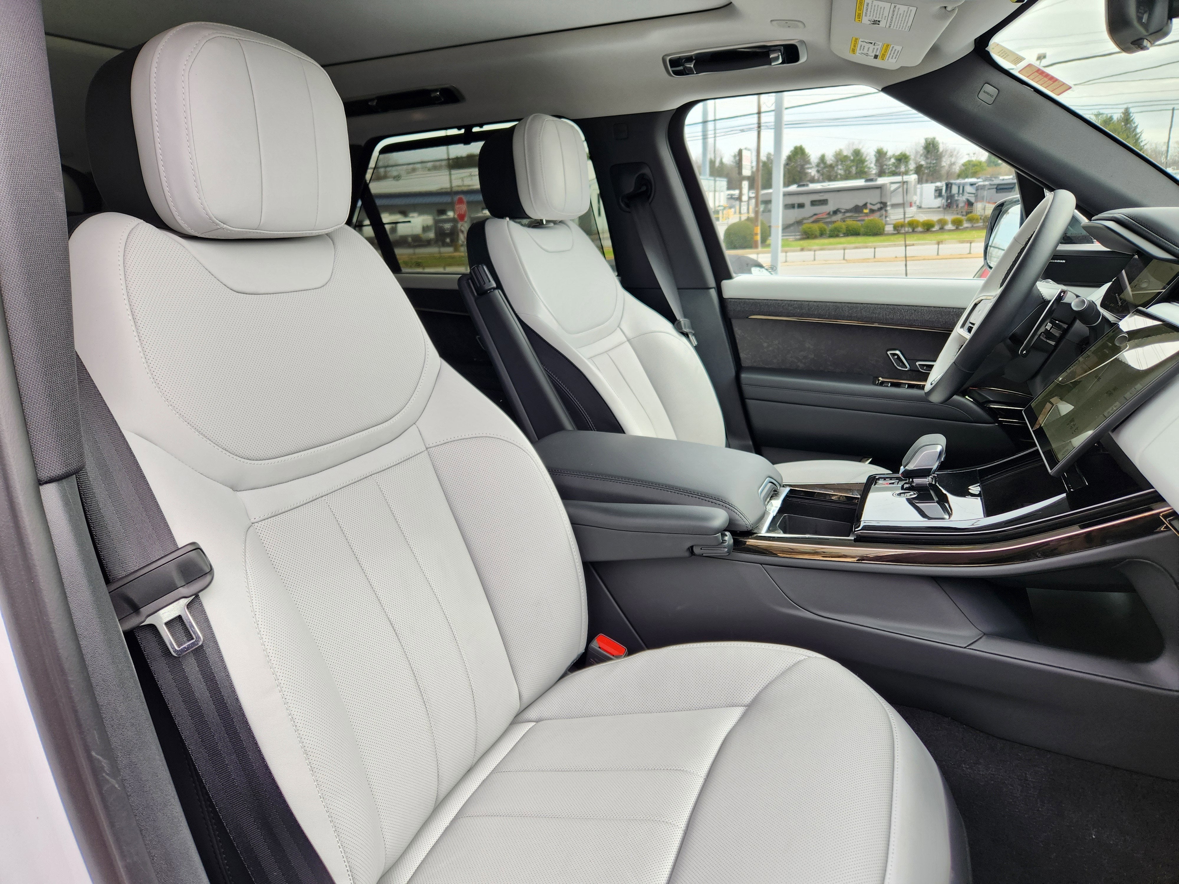 2025 Land Rover Range Rover Sport Dynamic SE