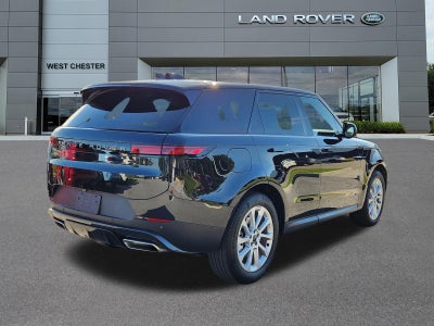 2026 Land Rover Range Rover Sport SE