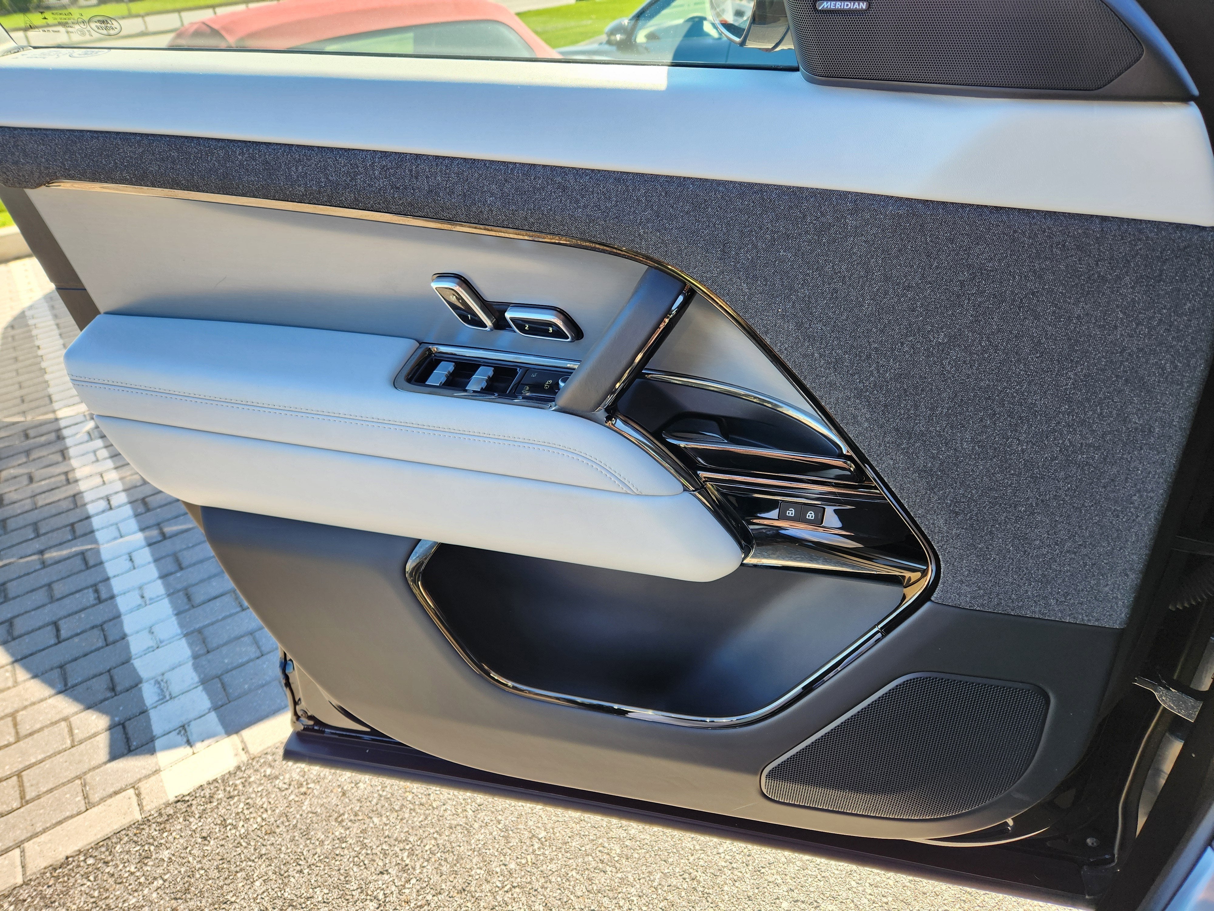 2024 Land Rover Range Rover Sport SE