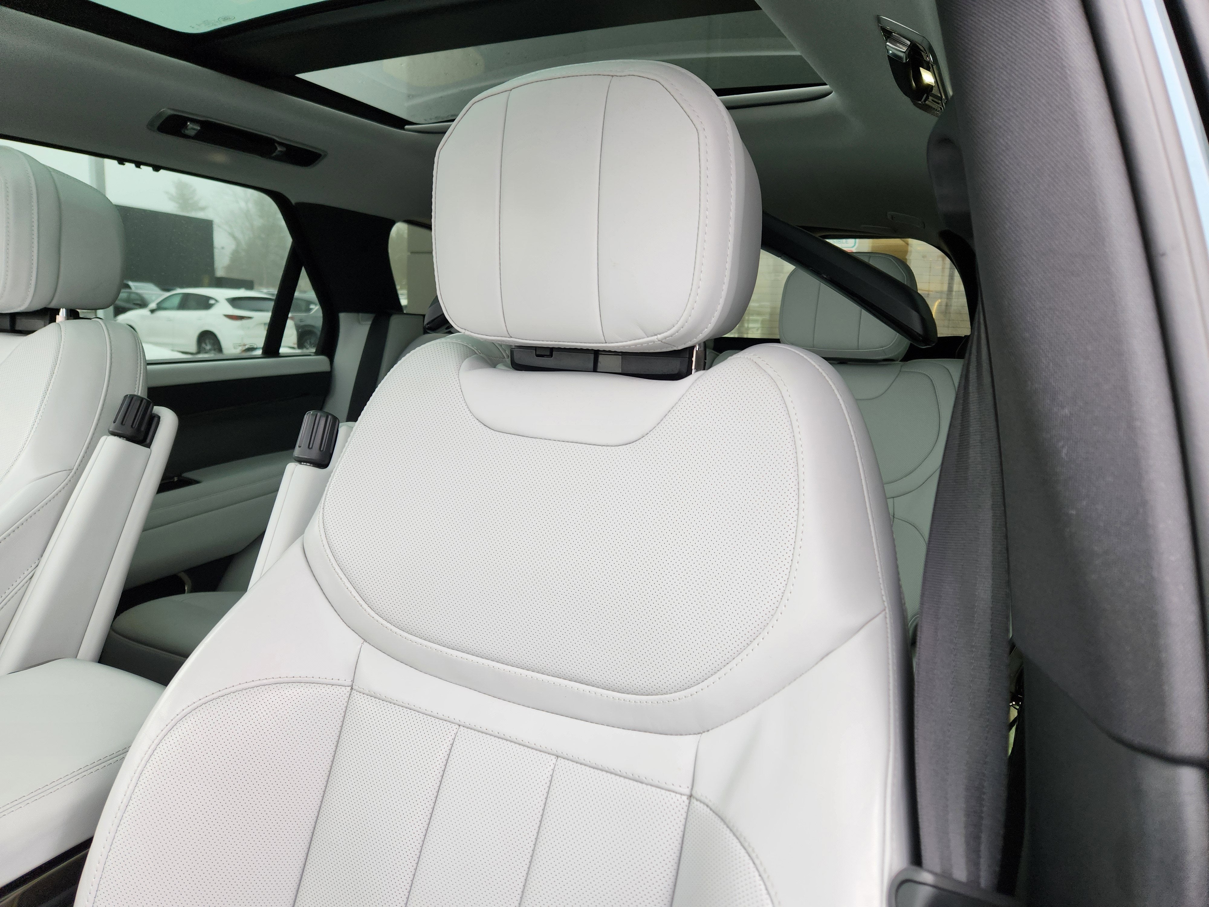 2024 Land Rover Range Rover Sport SE