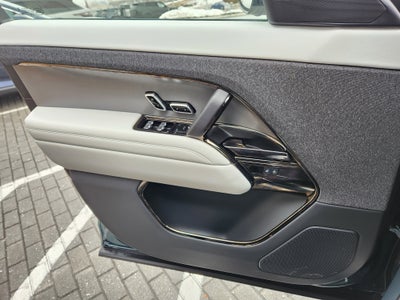 2024 Land Rover Range Rover Sport SE