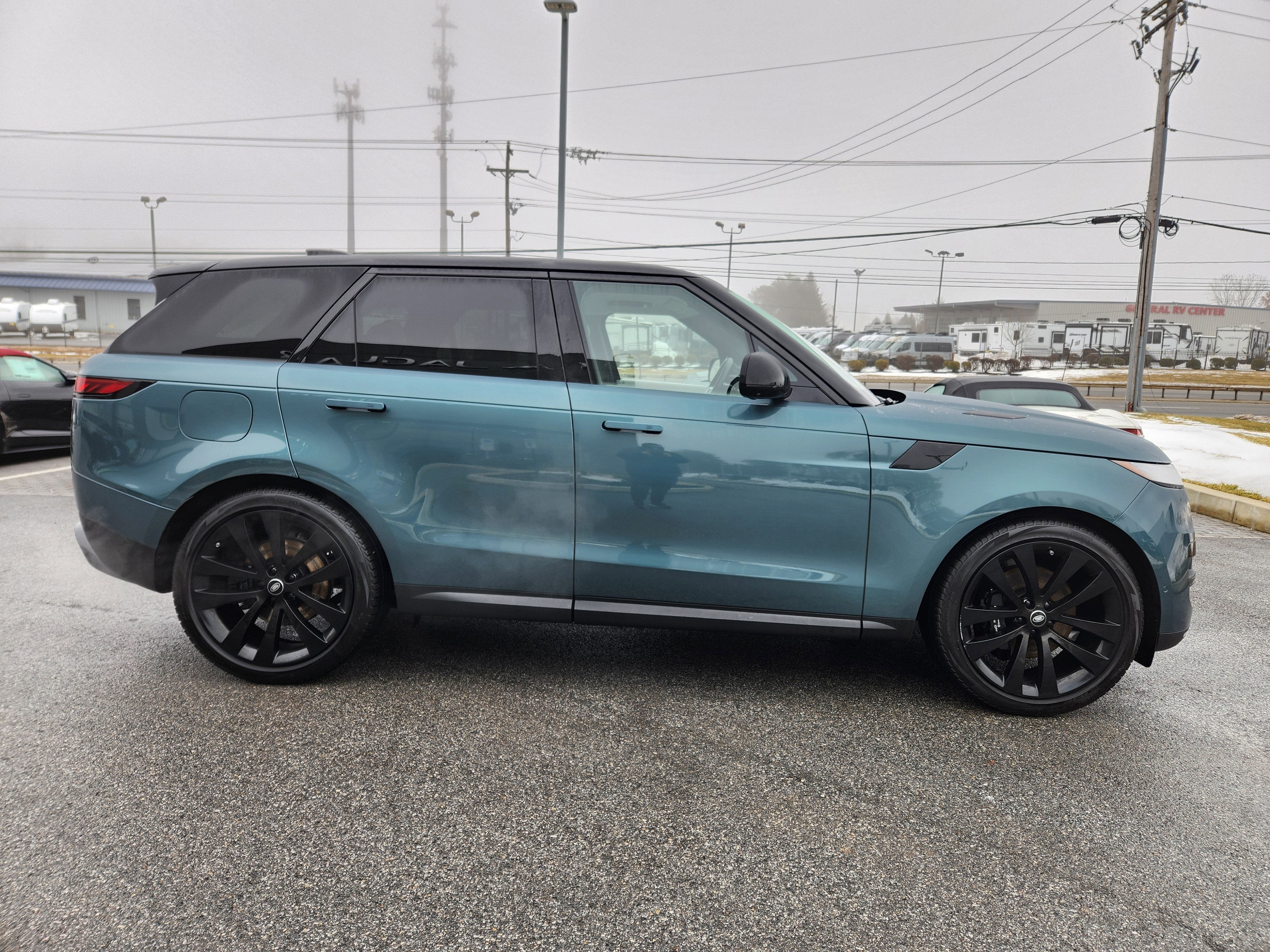 2024 Land Rover Range Rover Sport SE