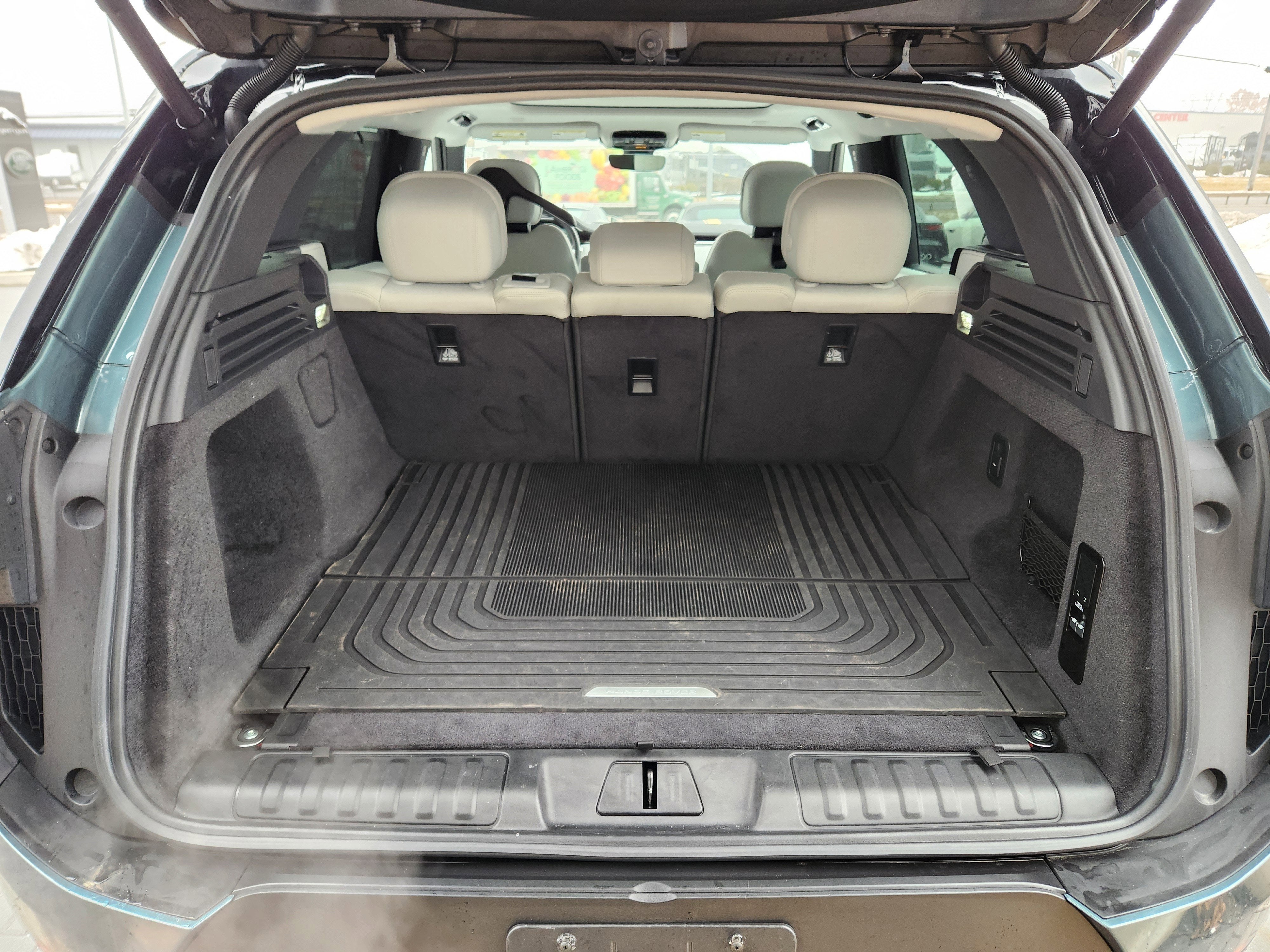 2024 Land Rover Range Rover Sport SE