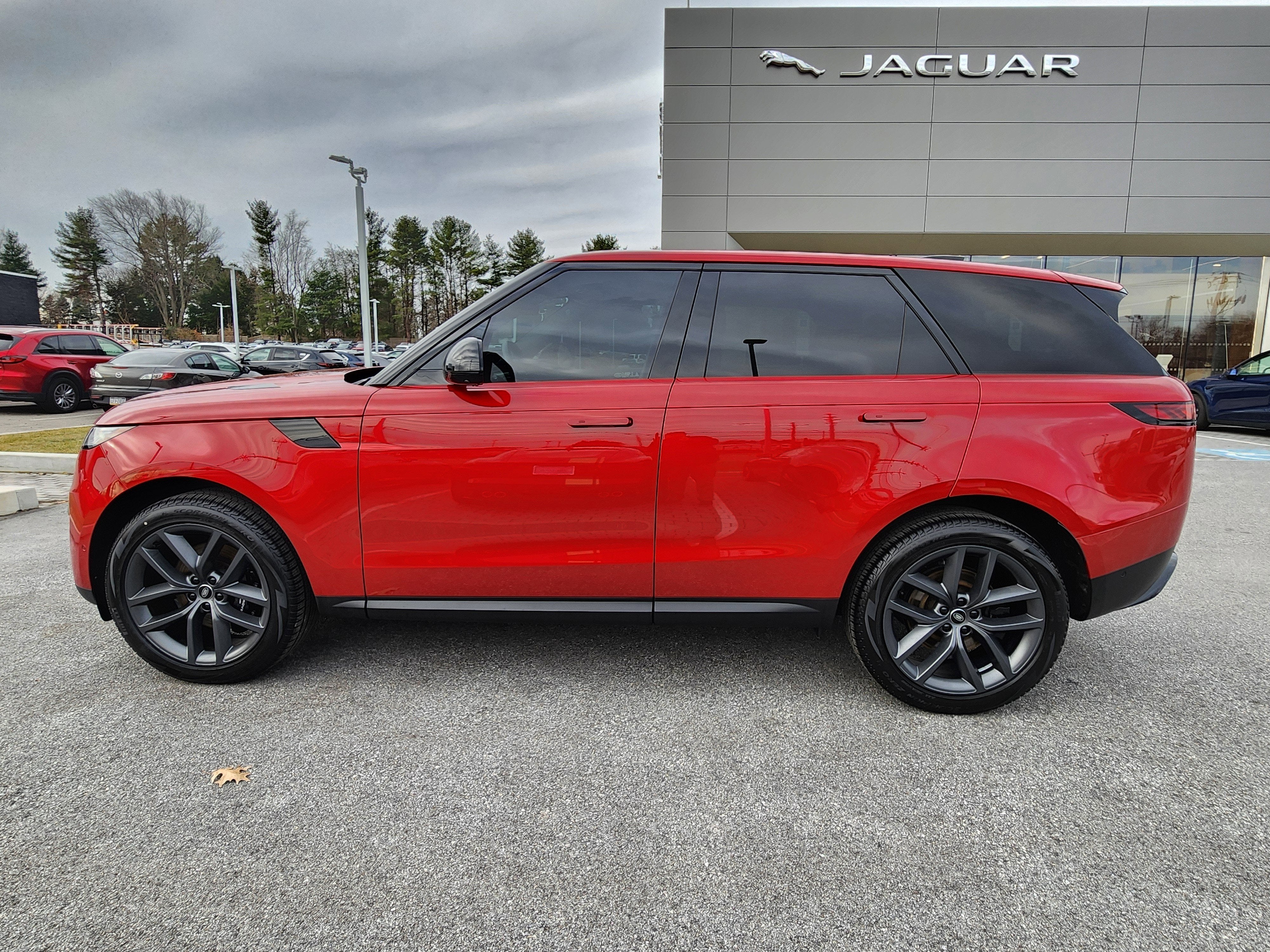 2024 Land Rover Range Rover Sport SE