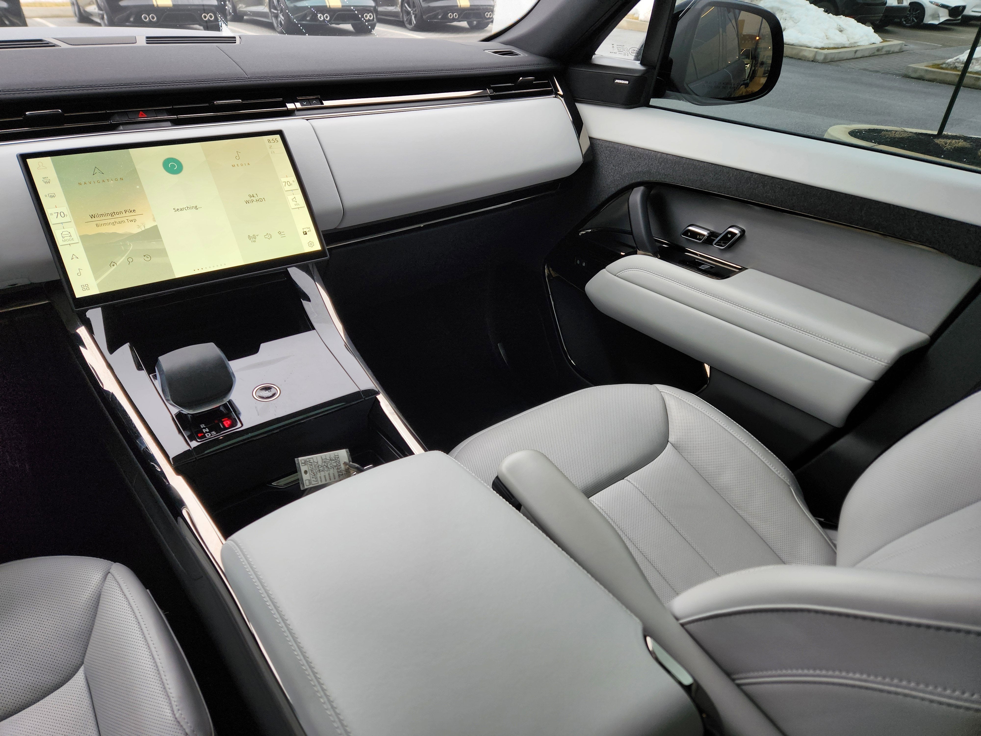 2024 Land Rover Range Rover Sport SE