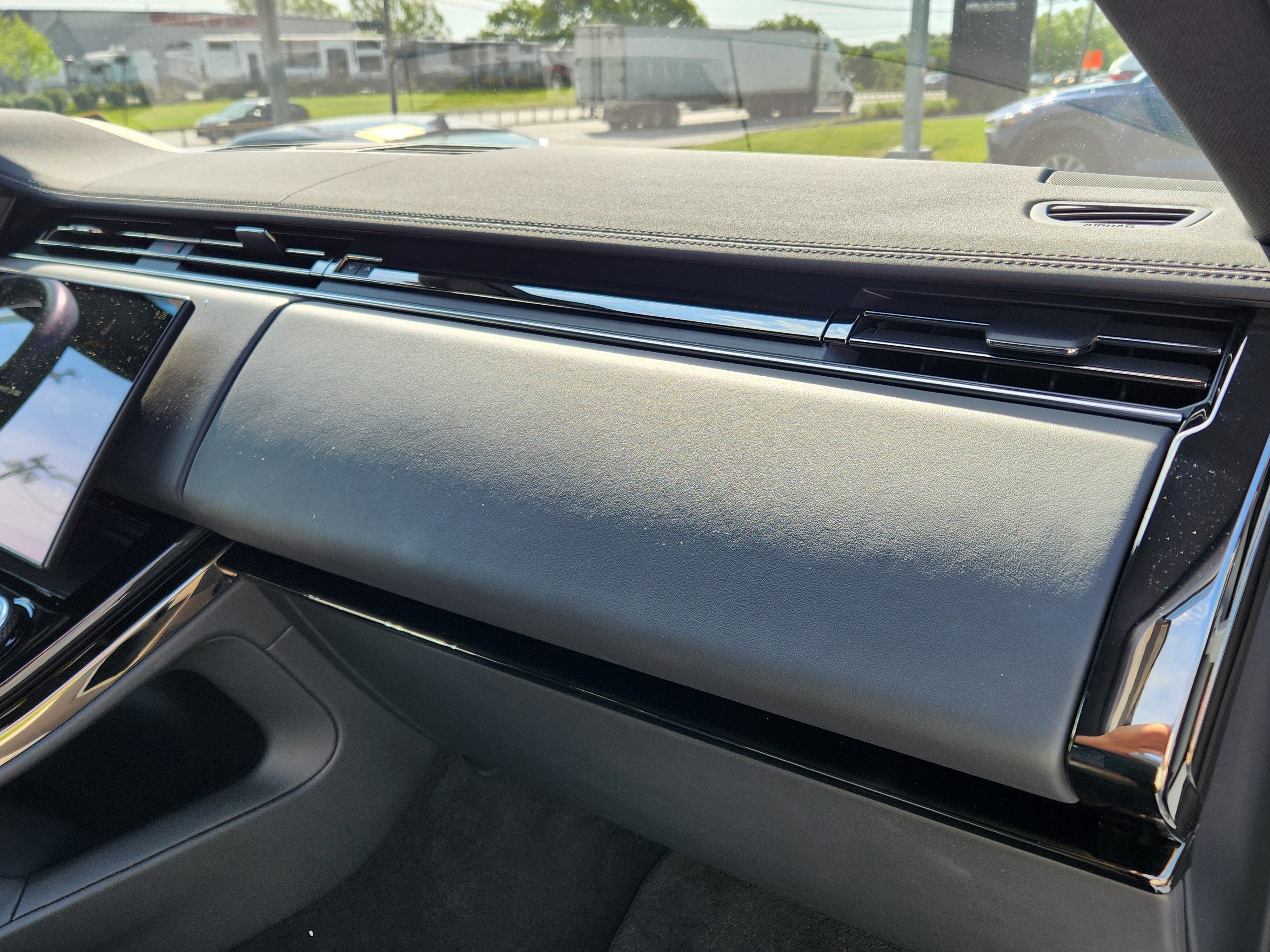2023 Land Rover Range Rover Sport SE