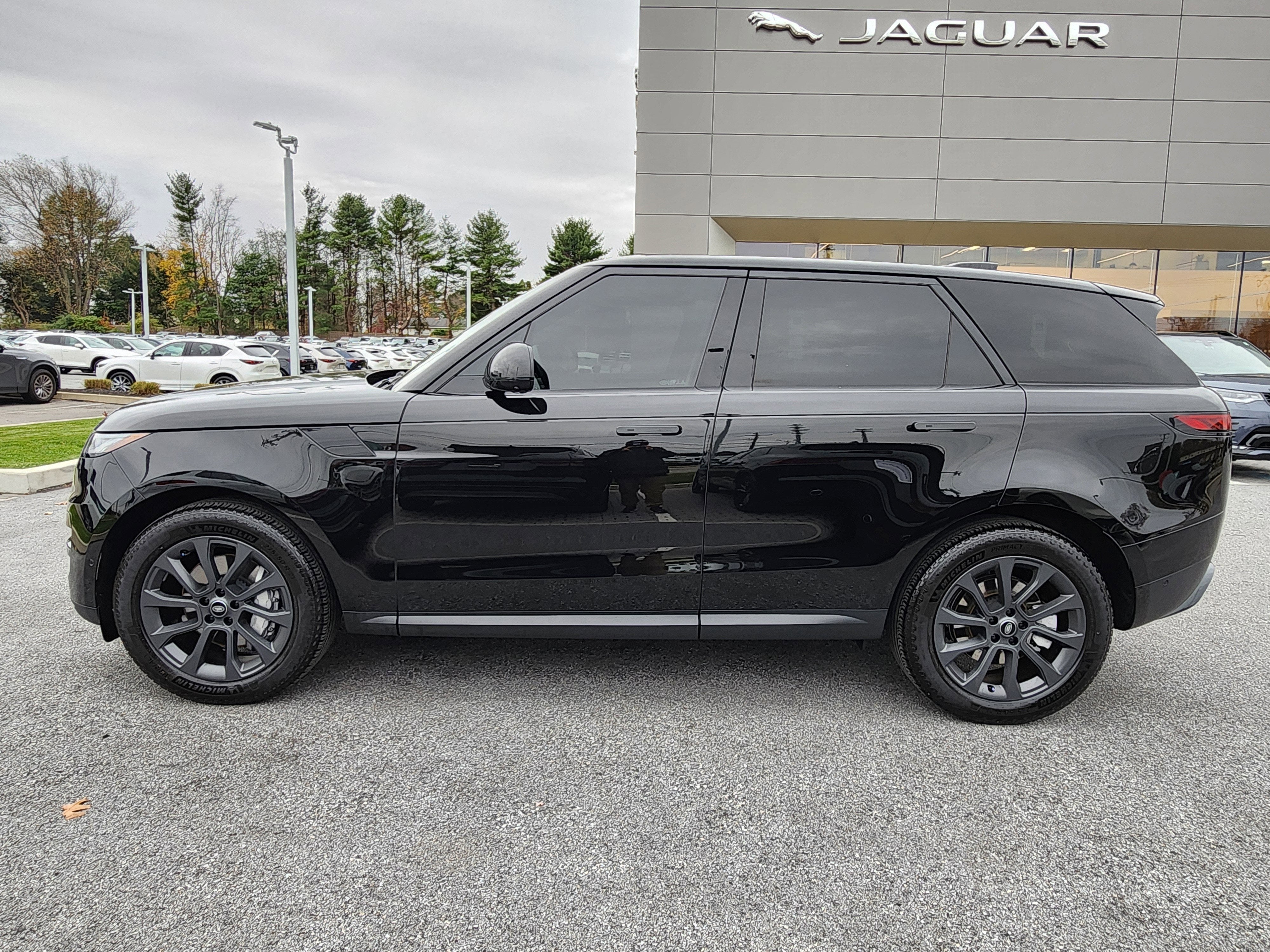 2024 Land Rover Range Rover Sport SE