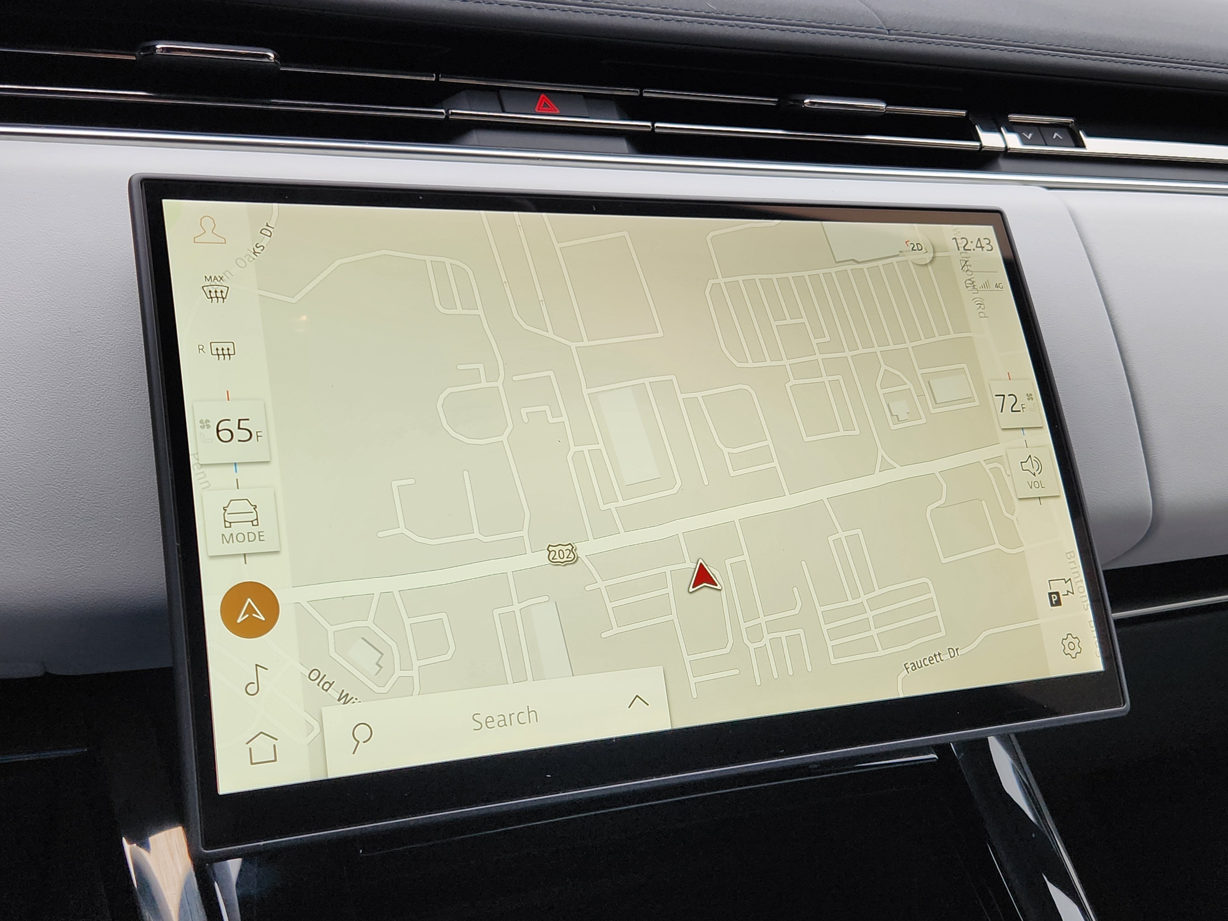 2025 Land Rover Range Rover Sport SE