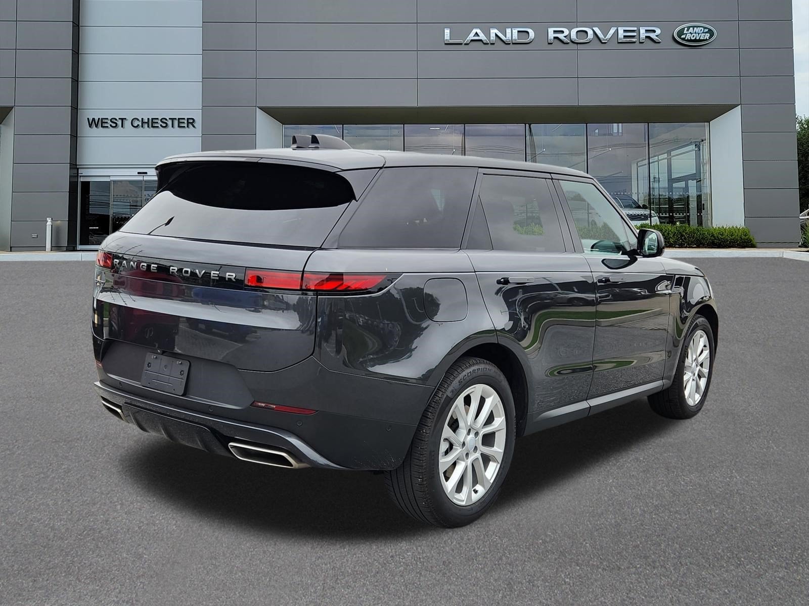 2025 Land Rover Range Rover Sport SE