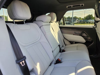 2026 Land Rover Range Rover Sport SE