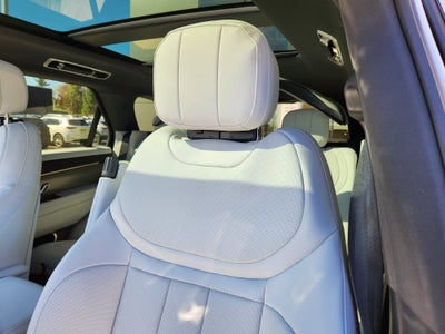 2026 Land Rover Range Rover Sport SE