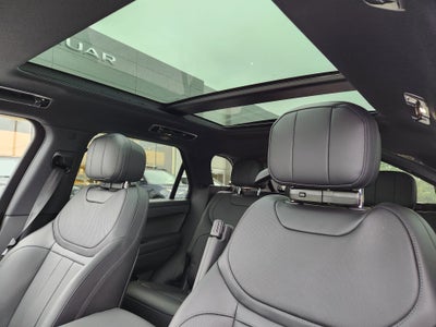 2027 Land Rover Range Rover Sport SE