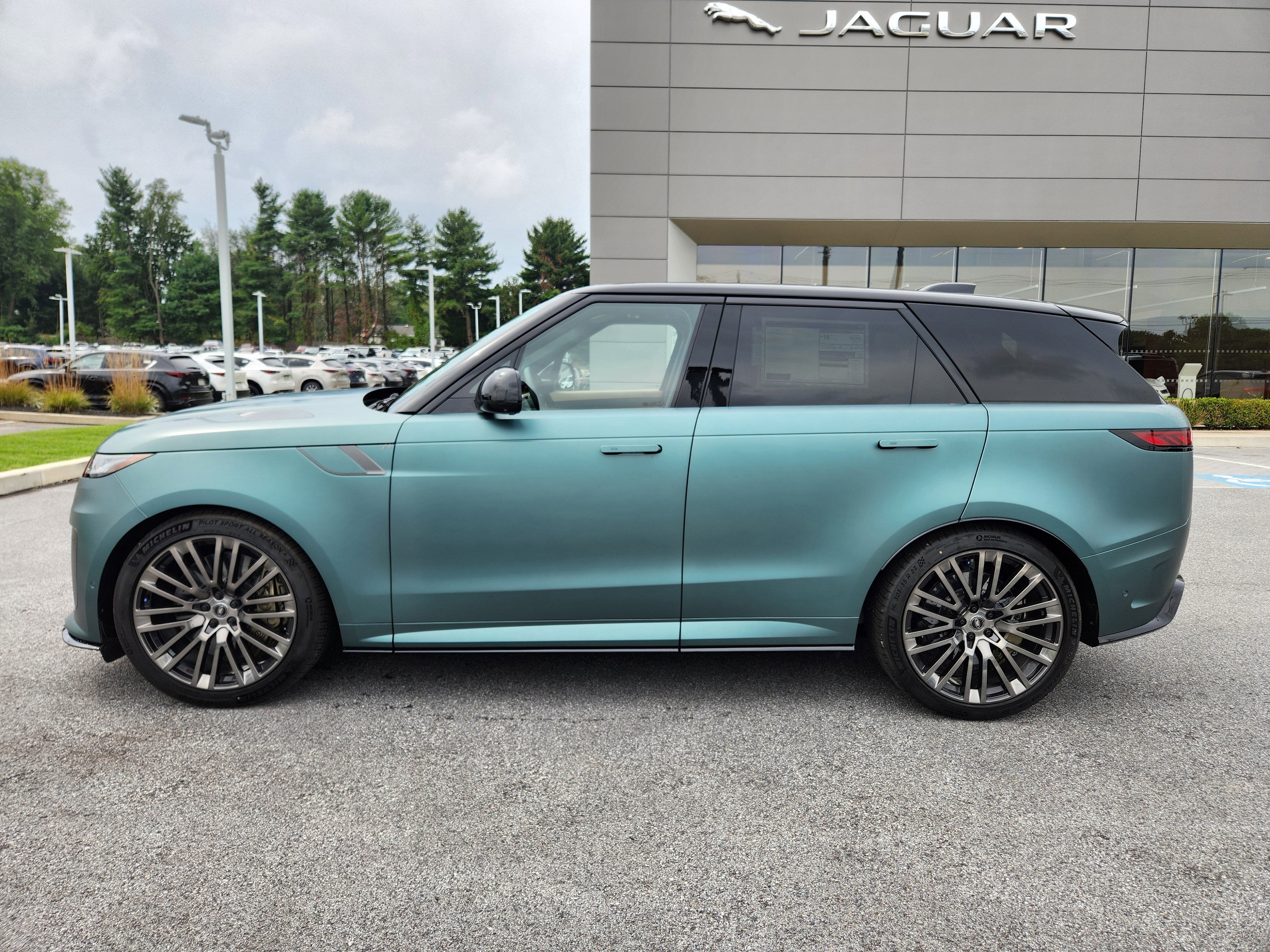 2025 Land Rover Range Rover Sport SV Edition Two