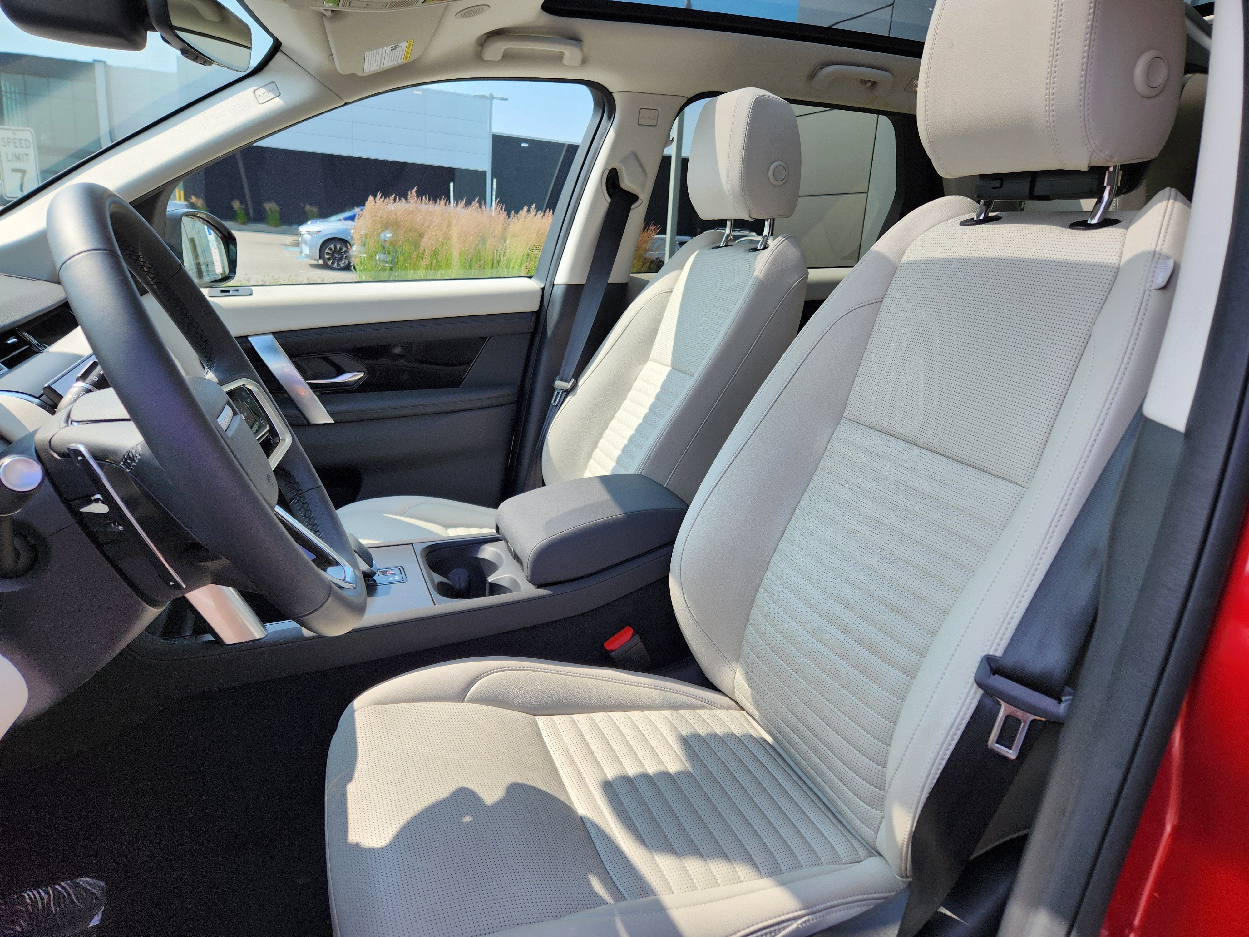 2025 Land Rover Discovery Sport S