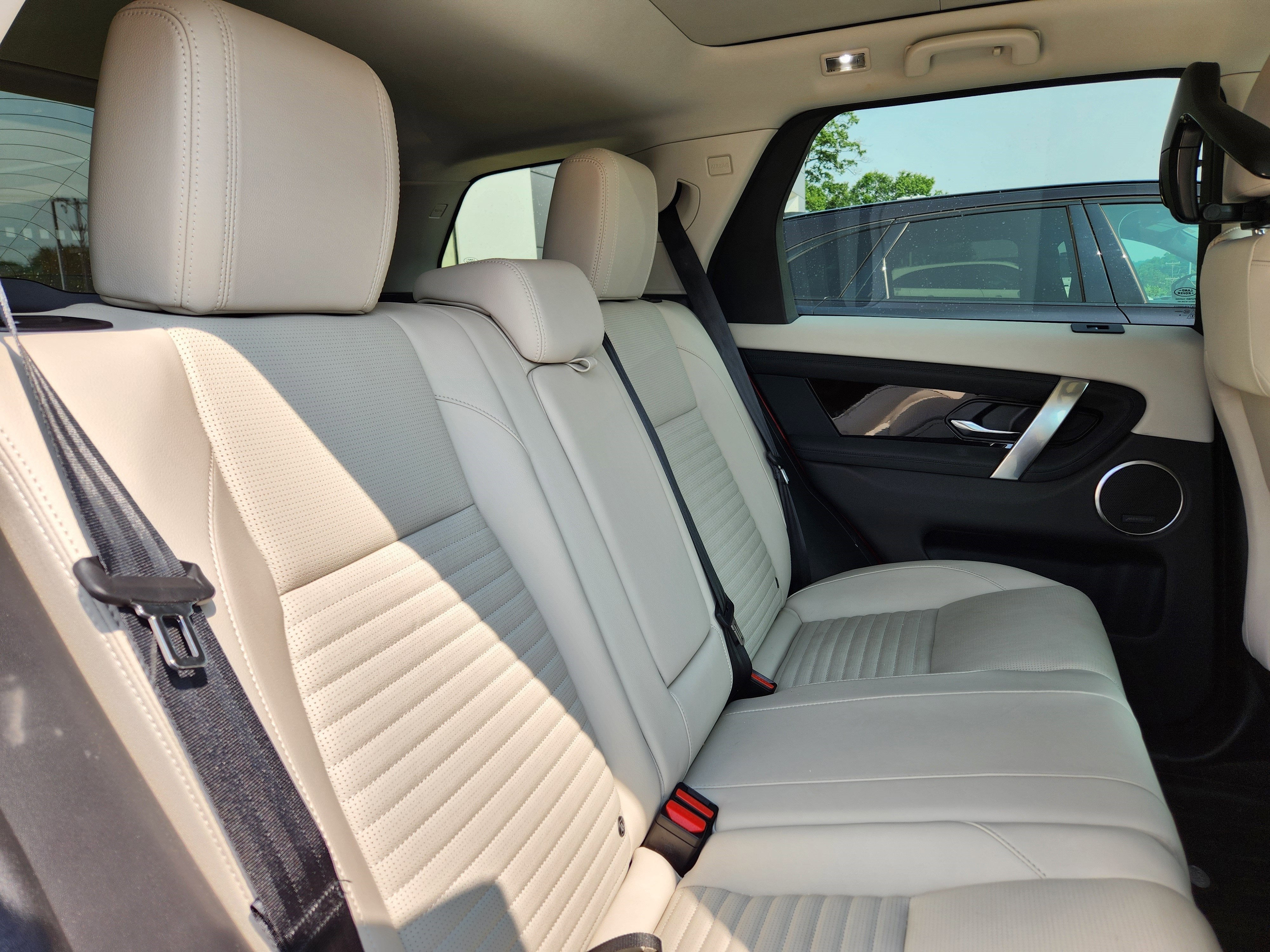 2025 Land Rover Discovery Sport S