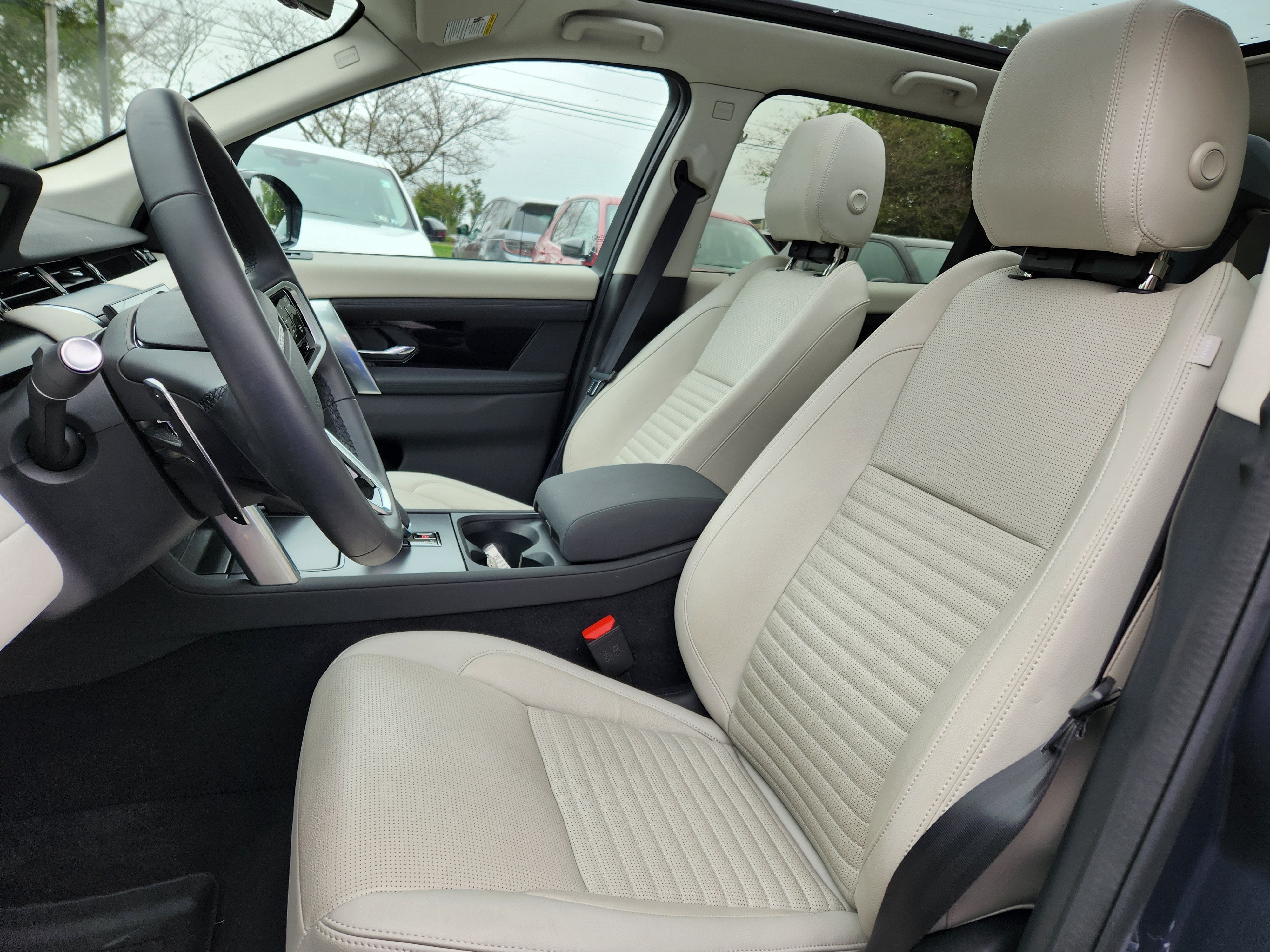 2025 Land Rover Discovery Sport S