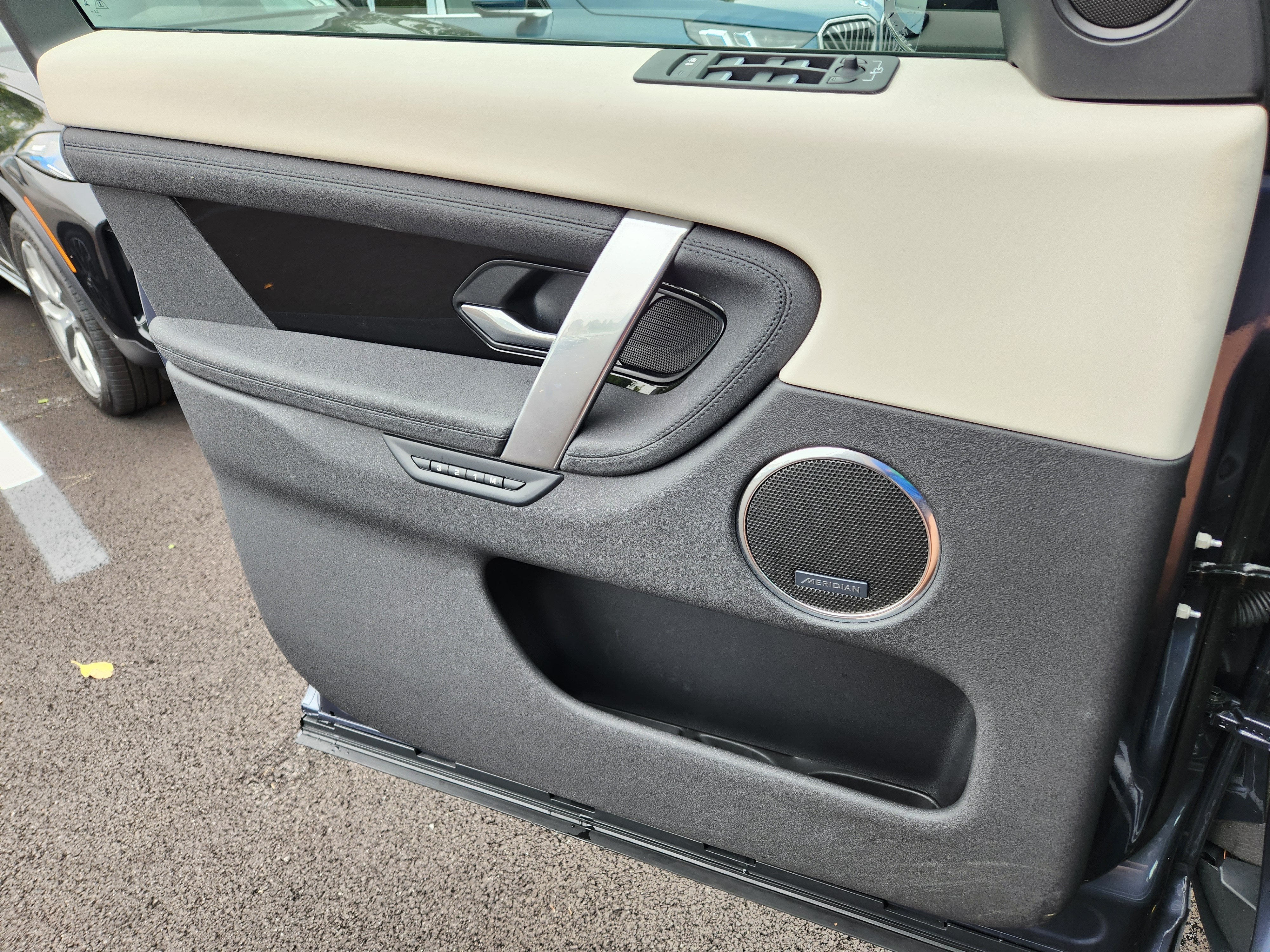 2025 Land Rover Discovery Sport S