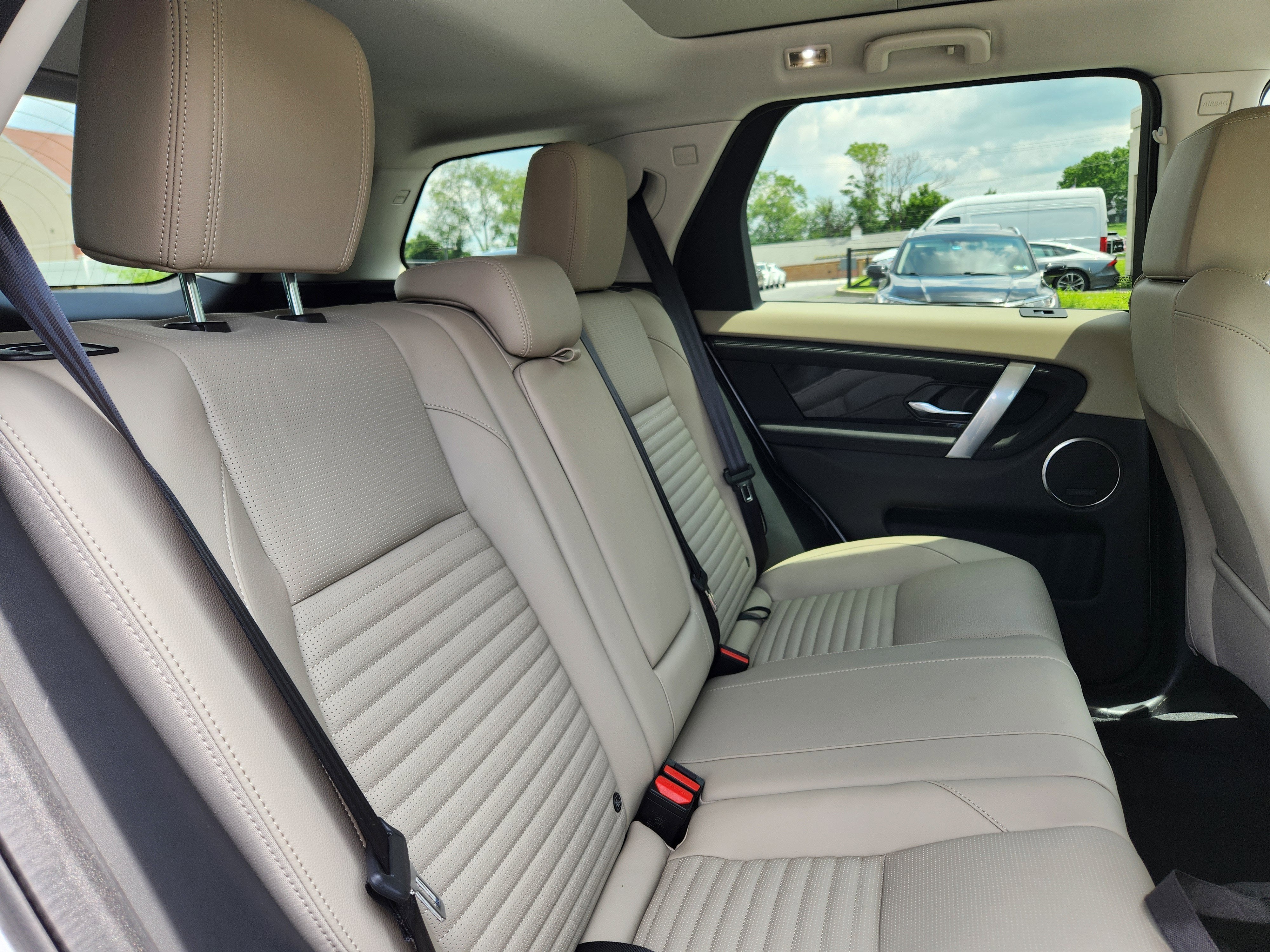 2025 Land Rover Discovery Sport S