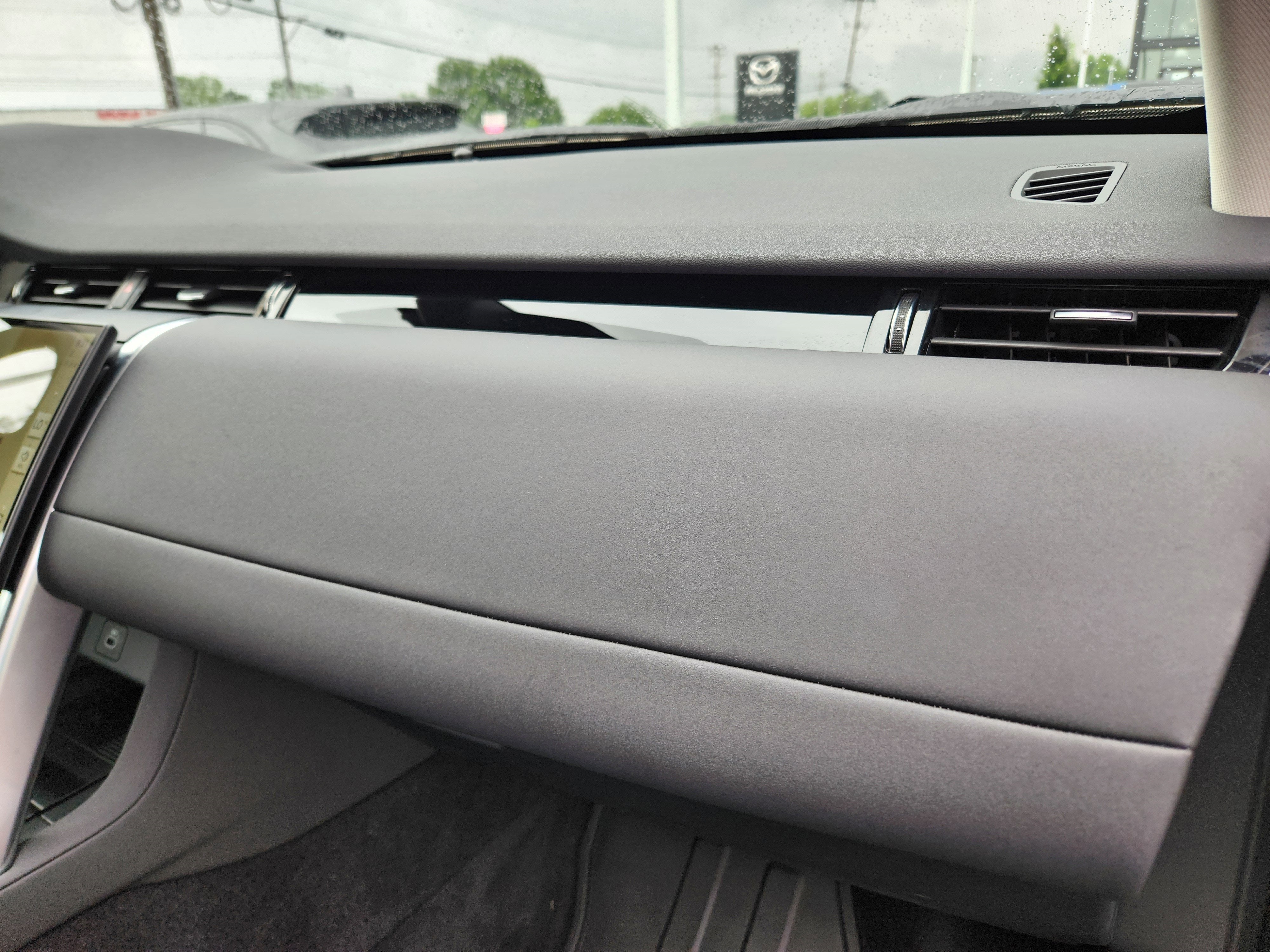 2025 Land Rover Discovery Sport S