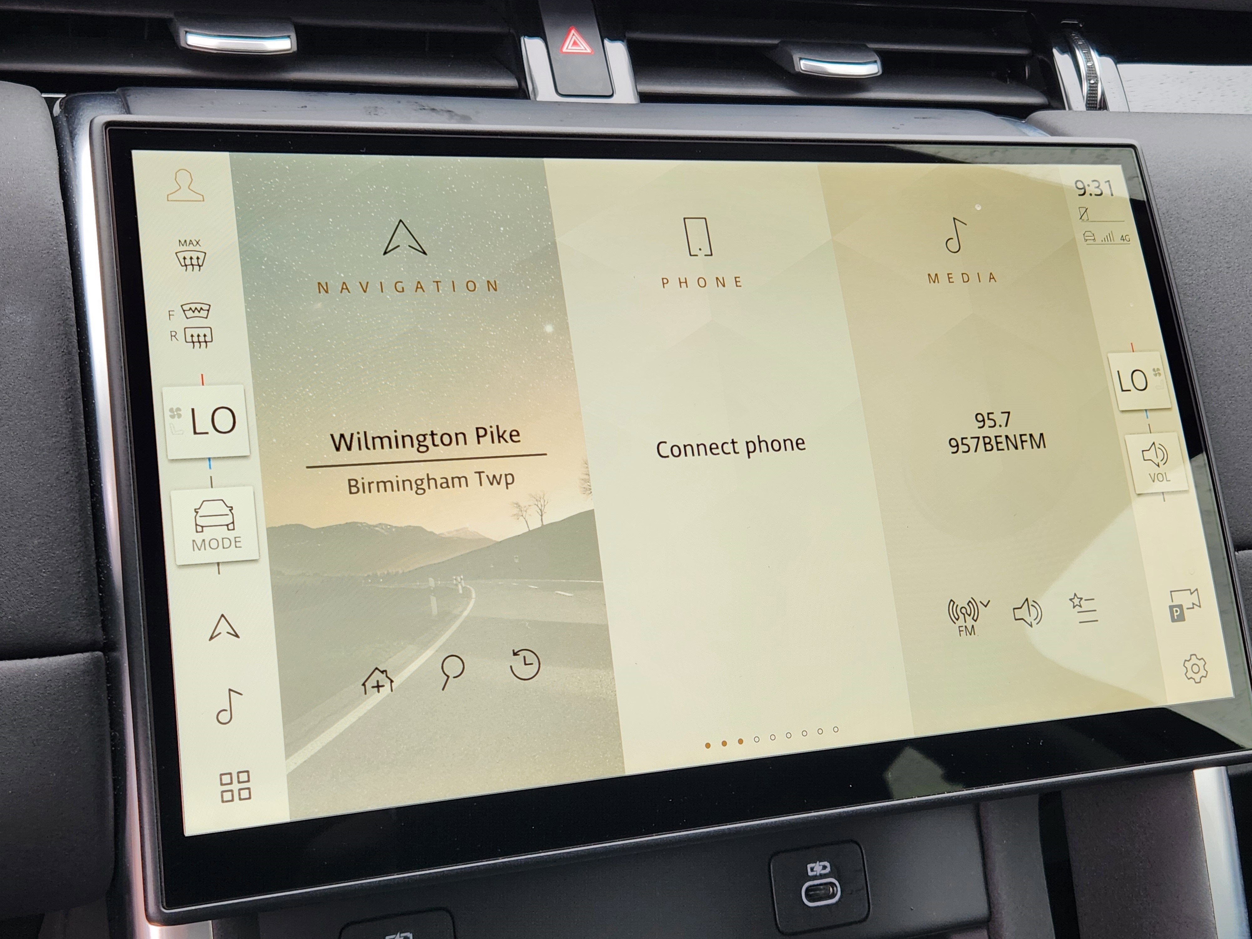 2025 Land Rover Discovery Sport S