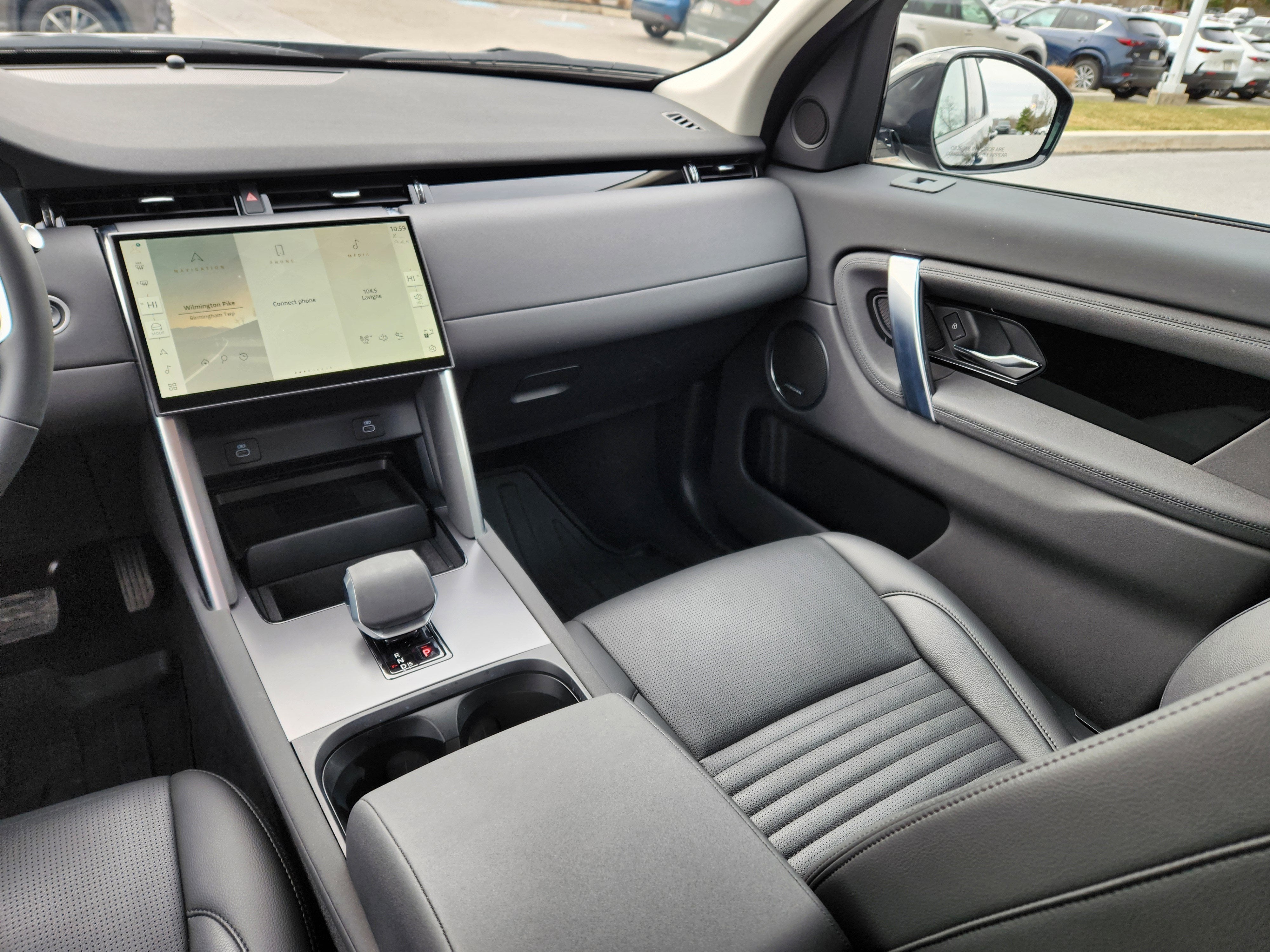 2025 Land Rover Discovery Sport S