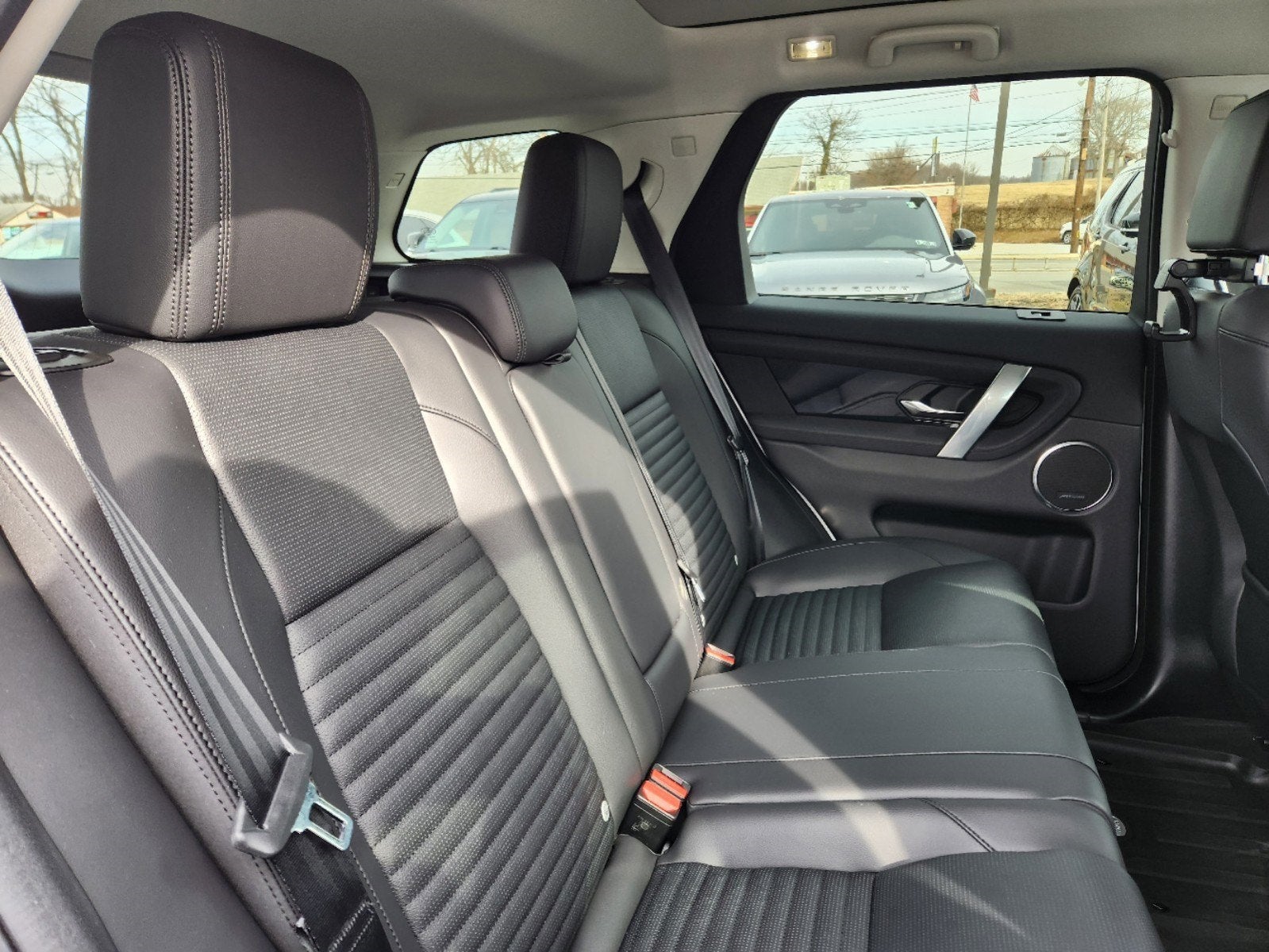 2024 Land Rover Discovery Sport S