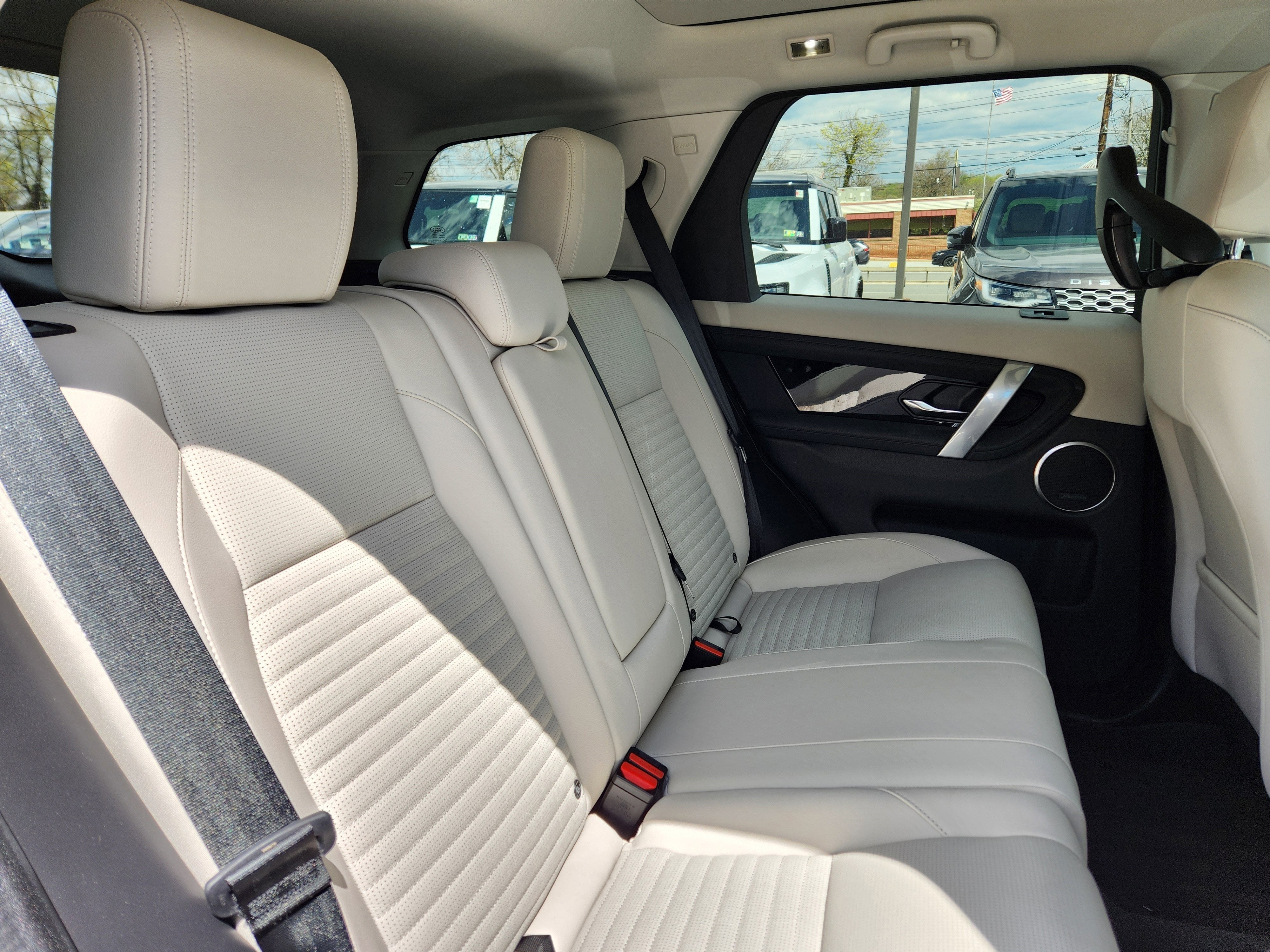 2024 Land Rover Discovery Sport S