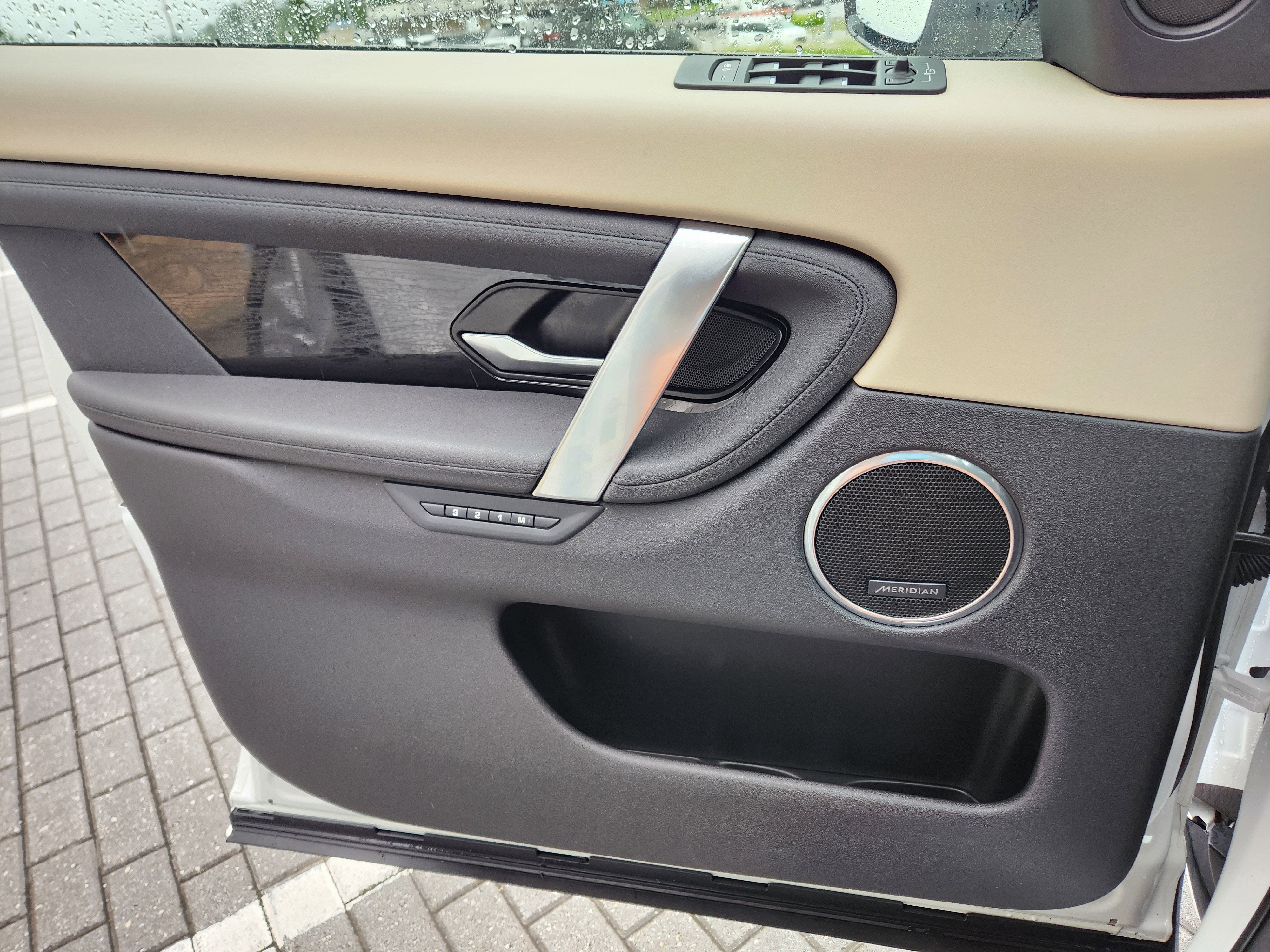 2025 Land Rover Discovery Sport S