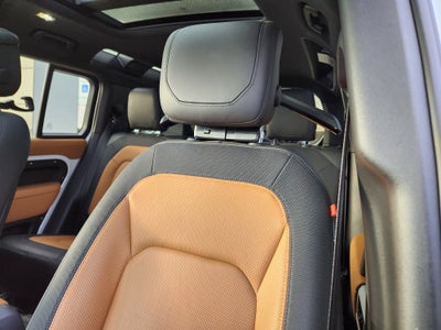 2024 Land Rover Defender 110 X-Dynamic SE