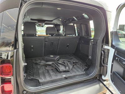 2024 Land Rover Defender 110 X-Dynamic SE