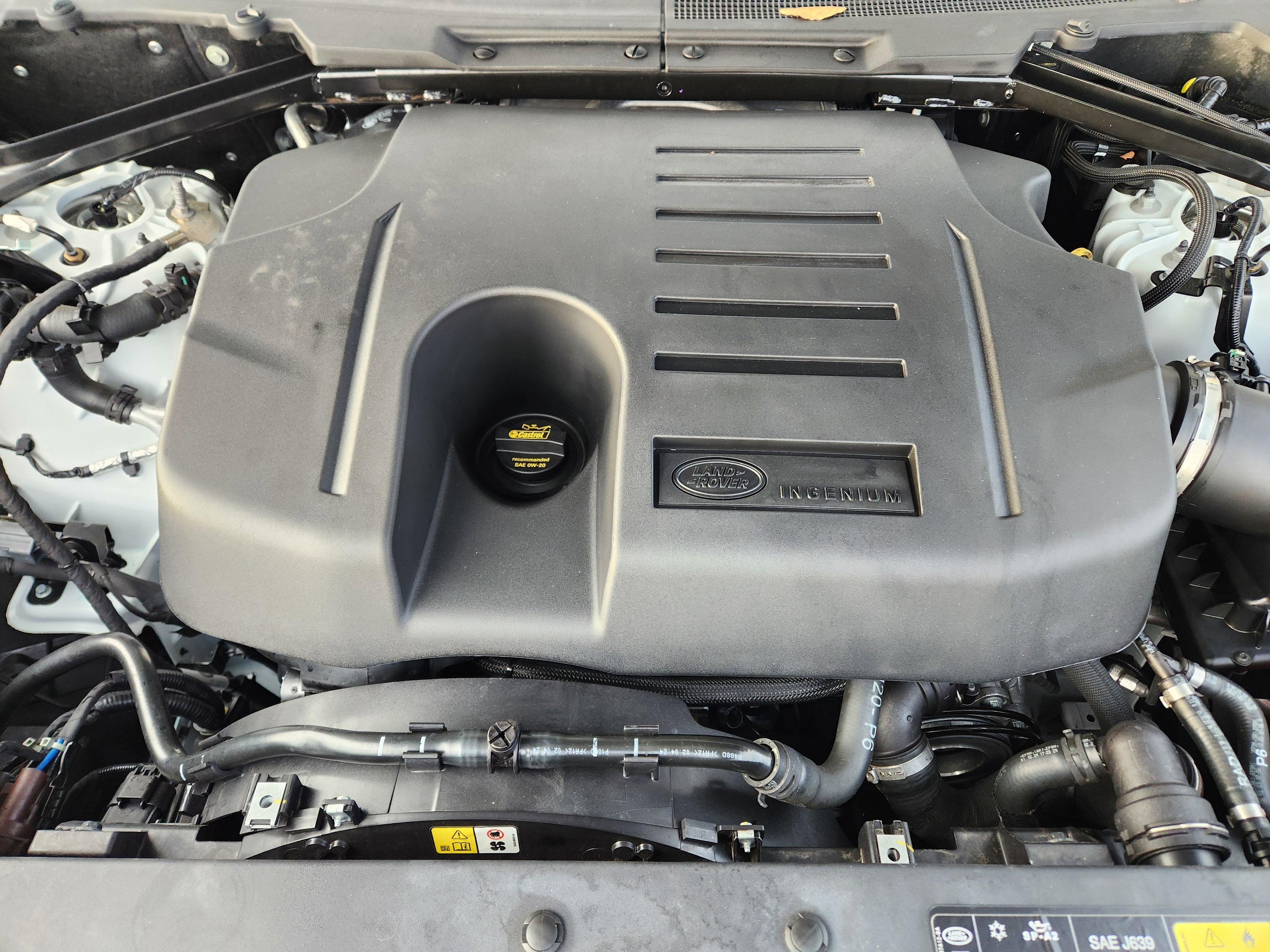 2024 Land Rover Defender 110 X-Dynamic SE