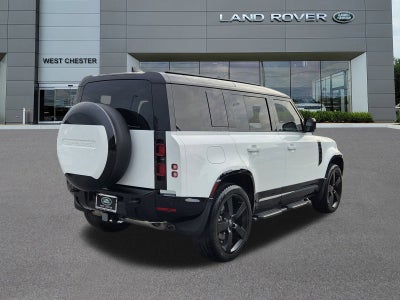 2025 Land Rover Defender 110 X-Dynamic SE