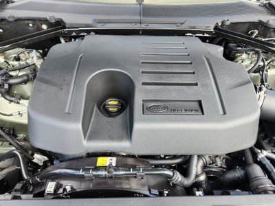 2025 Land Rover Defender 110 X-Dynamic SE