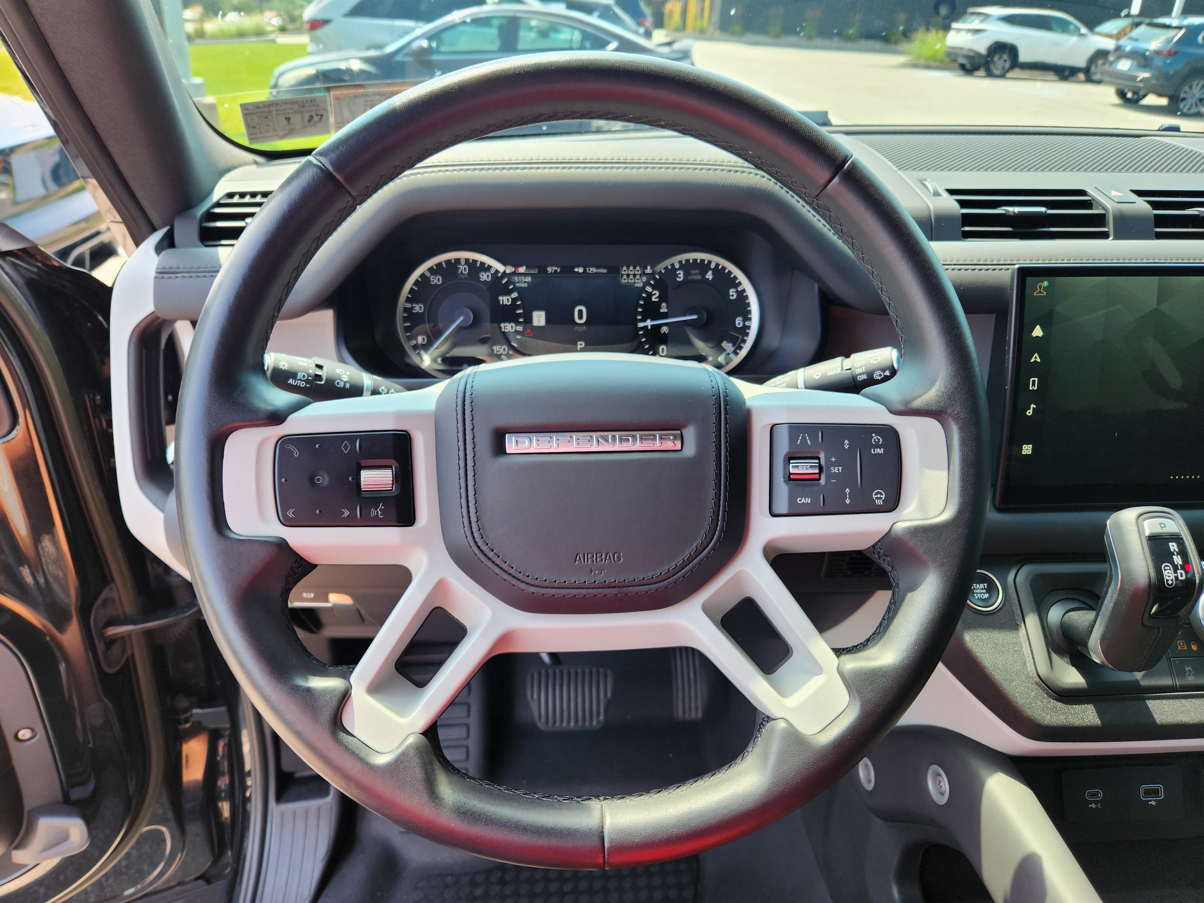 2023 Land Rover Defender 130 X-Dynamic SE