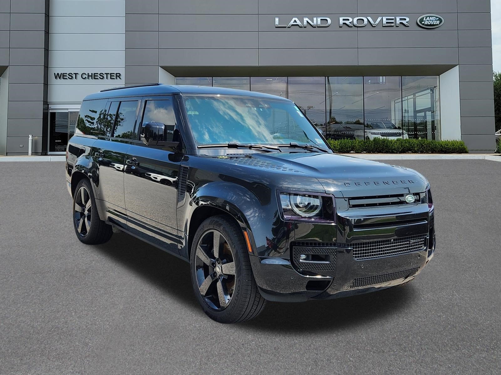 2023 Land Rover Defender 130 X-Dynamic SE