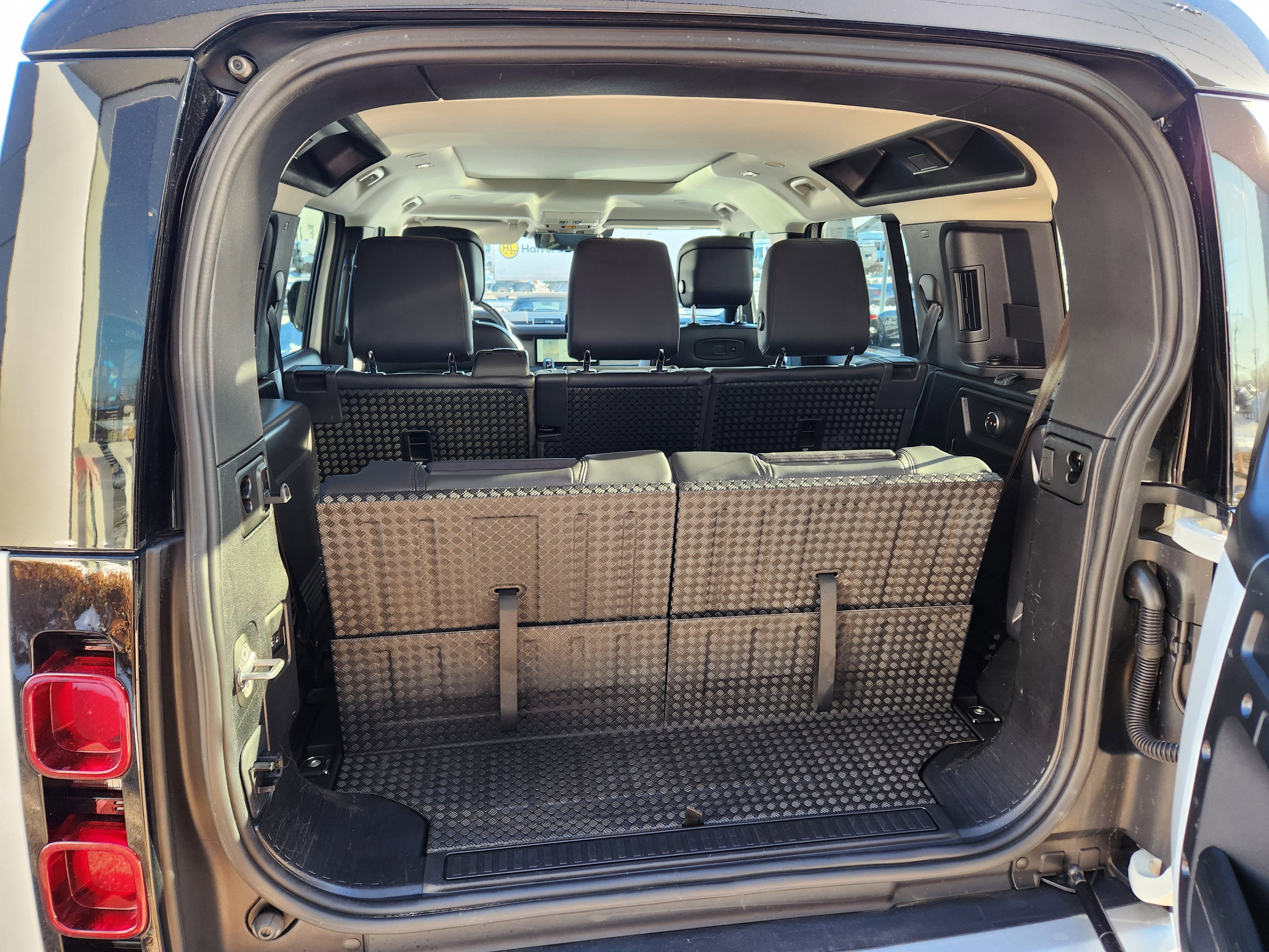 2020 Land Rover Defender 110 HSE