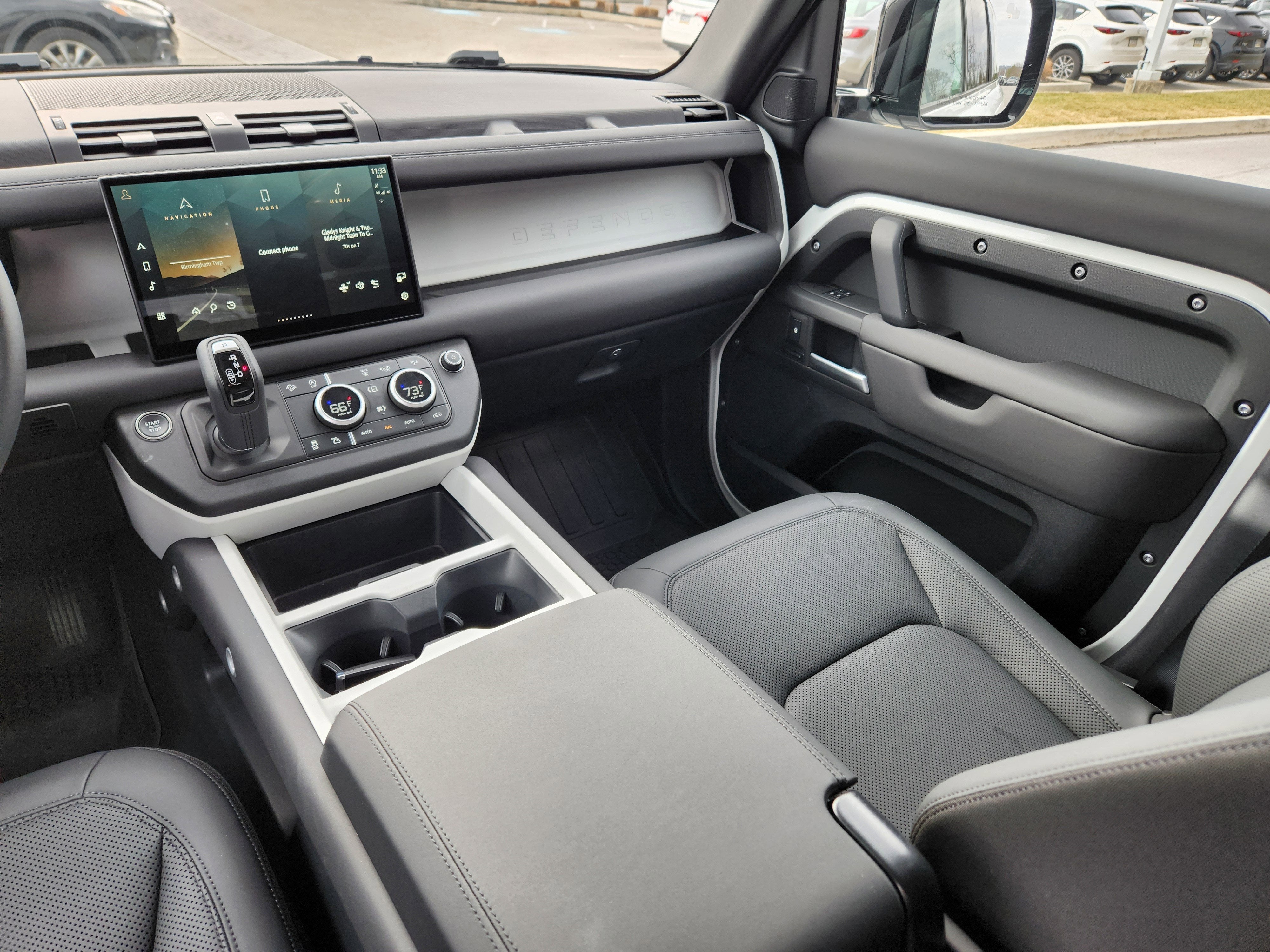 2025 Land Rover Defender S