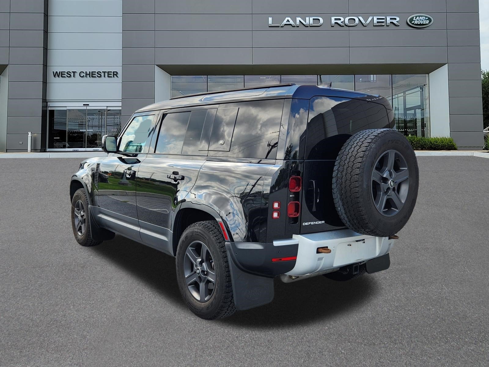 2023 Land Rover Defender 110 S
