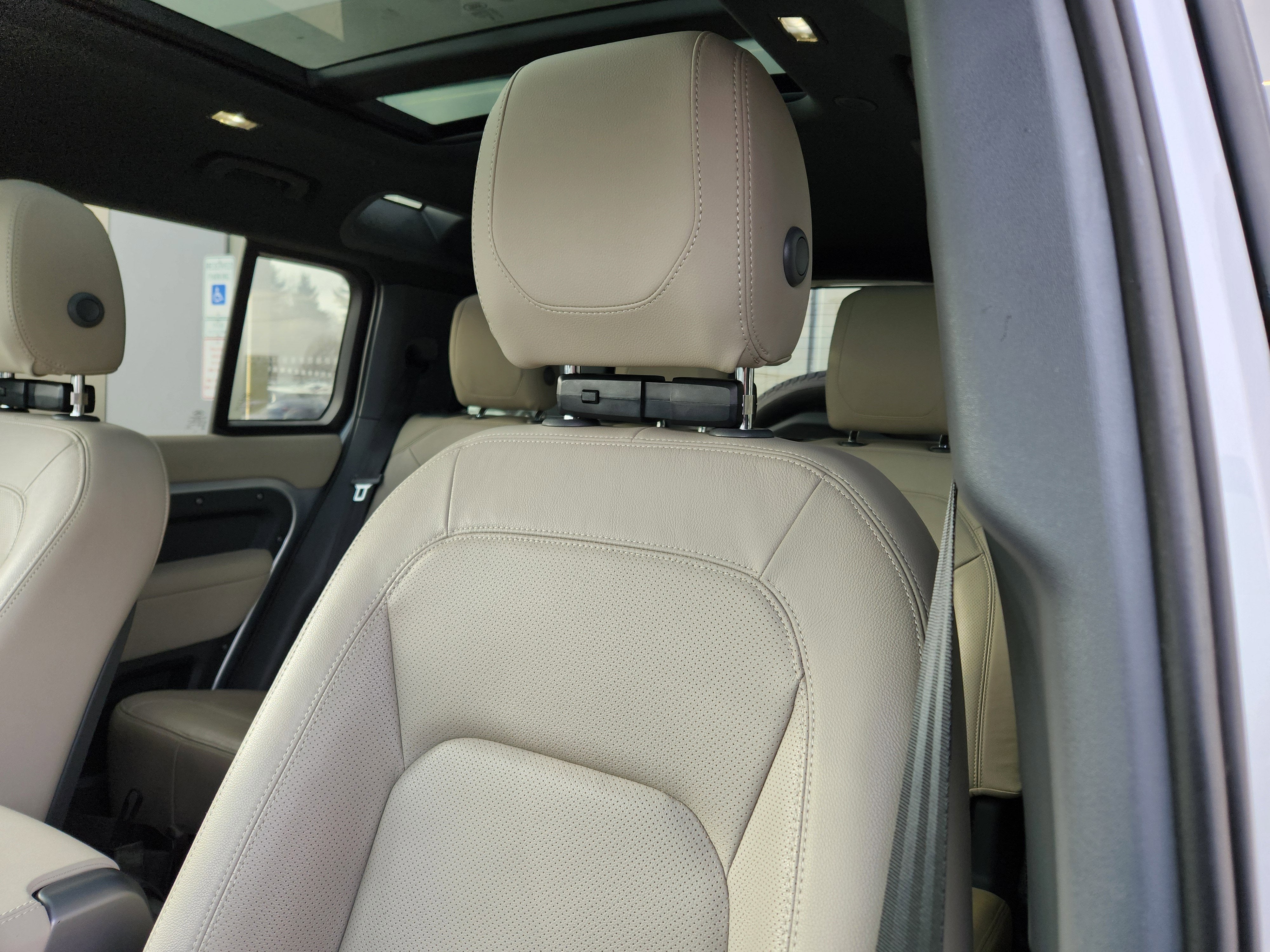 2023 Land Rover Defender 110 S