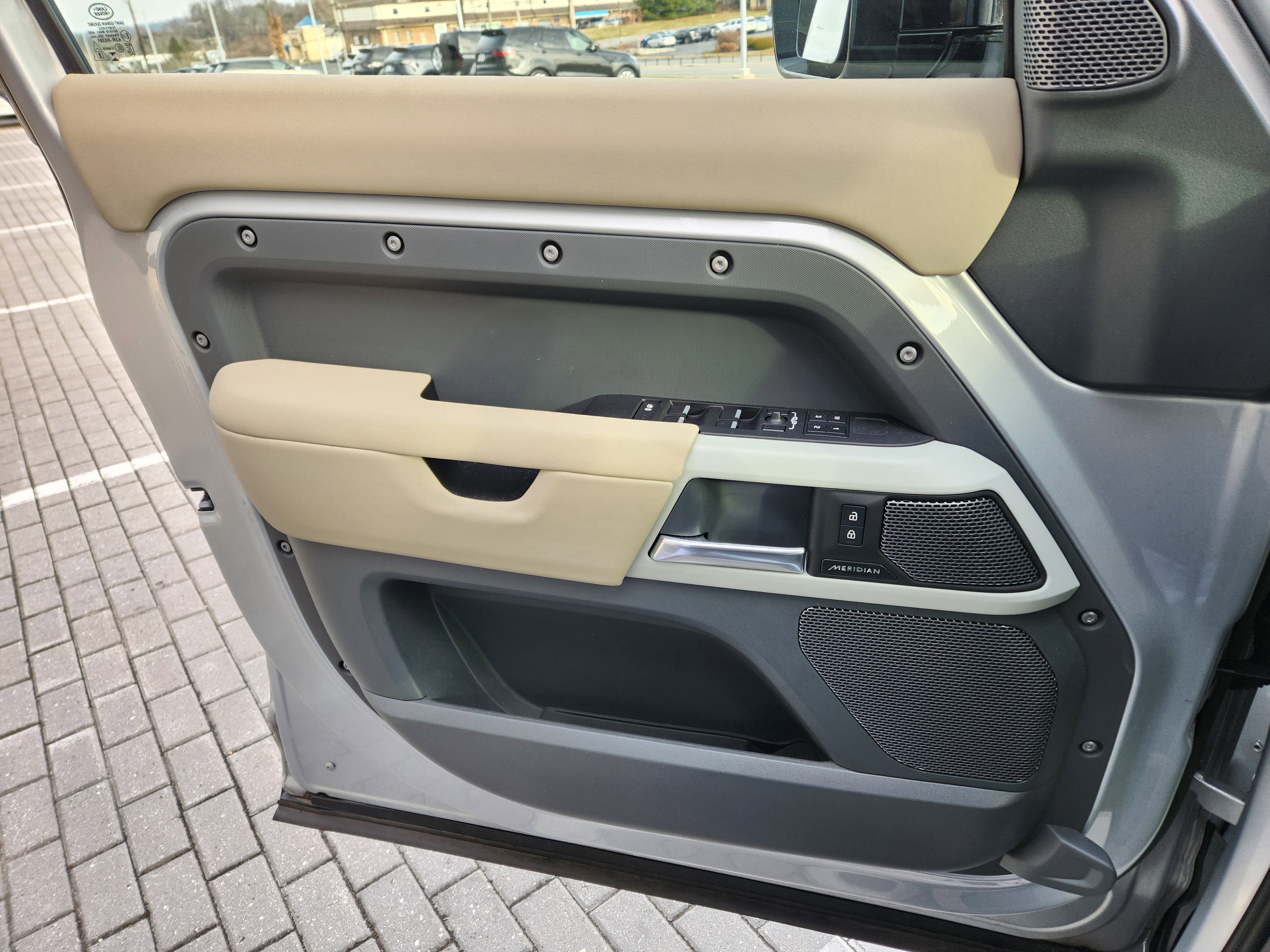 2023 Land Rover Defender 110 S