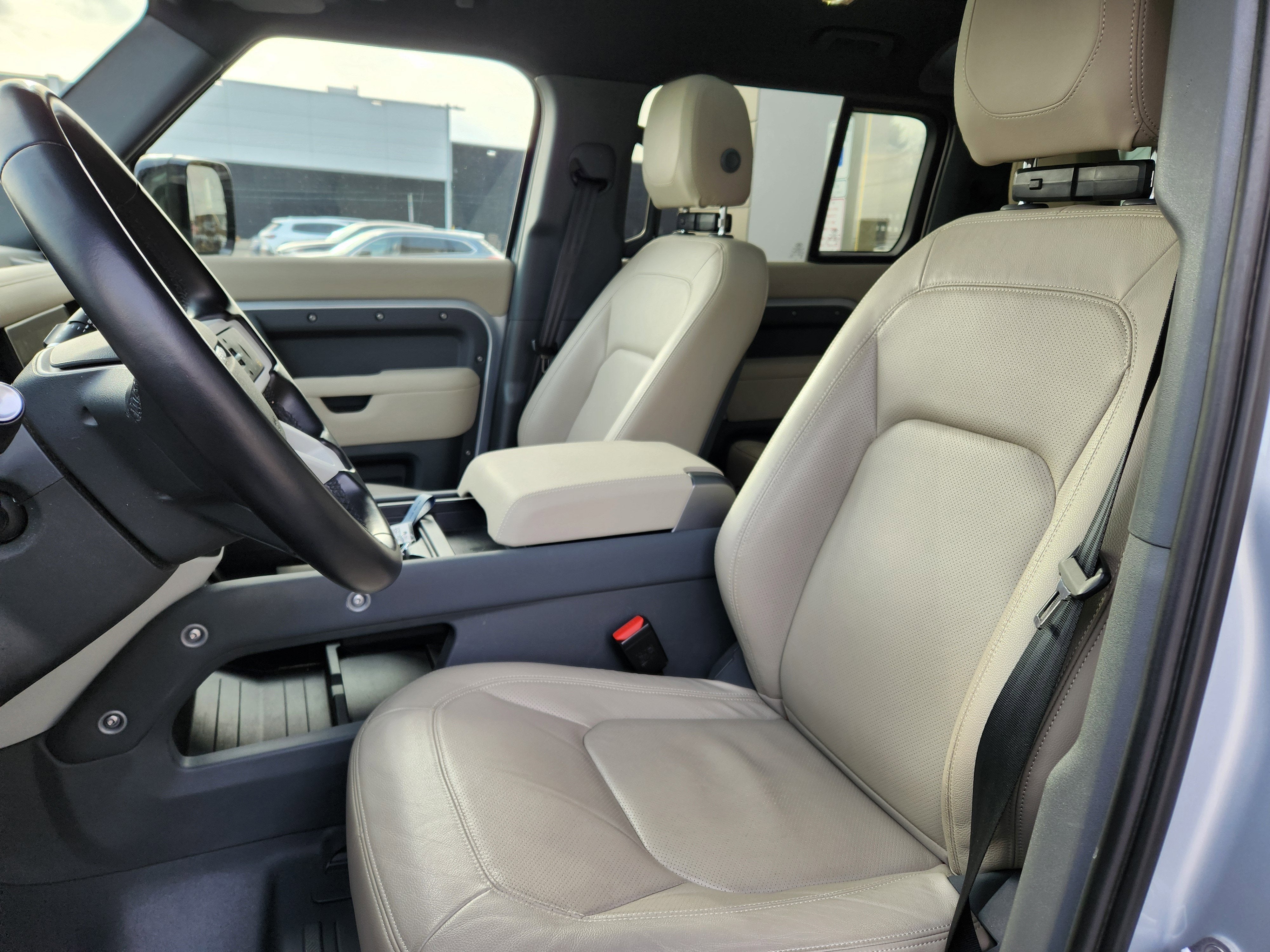 2023 Land Rover Defender 110 S