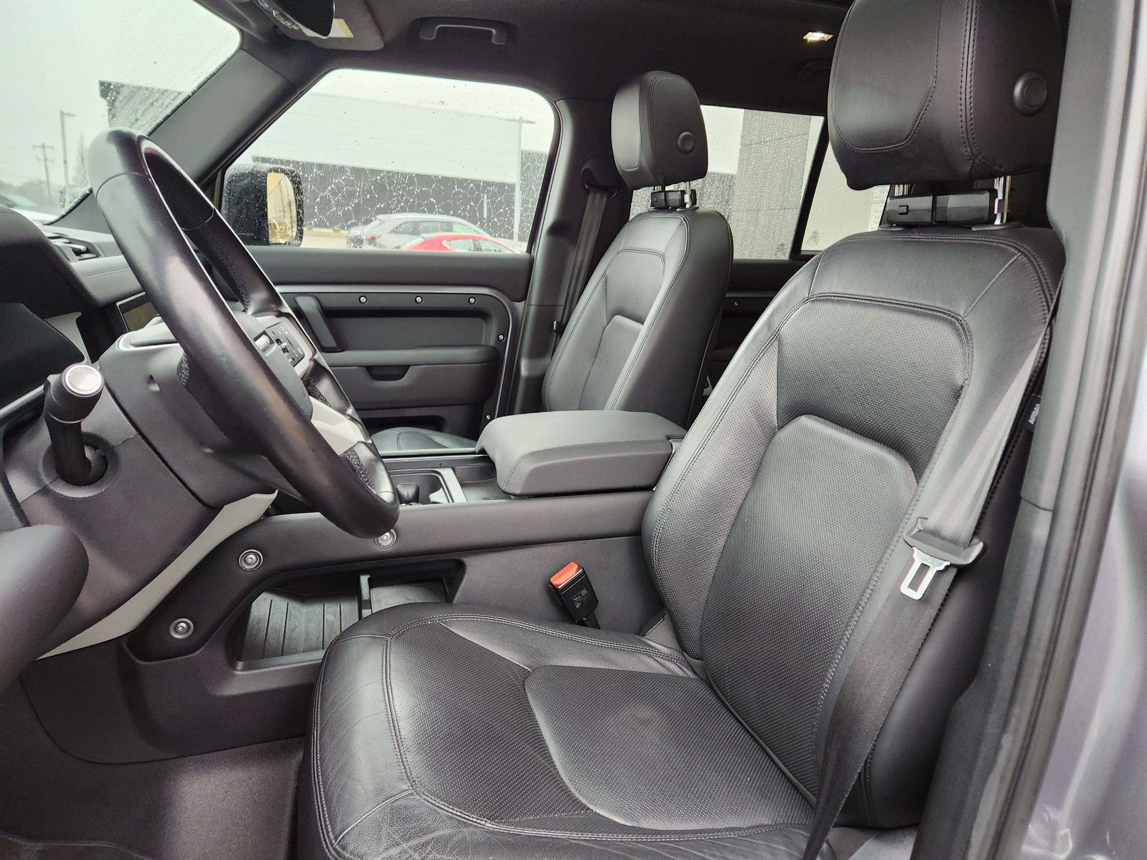 2024 Land Rover Defender 110 S