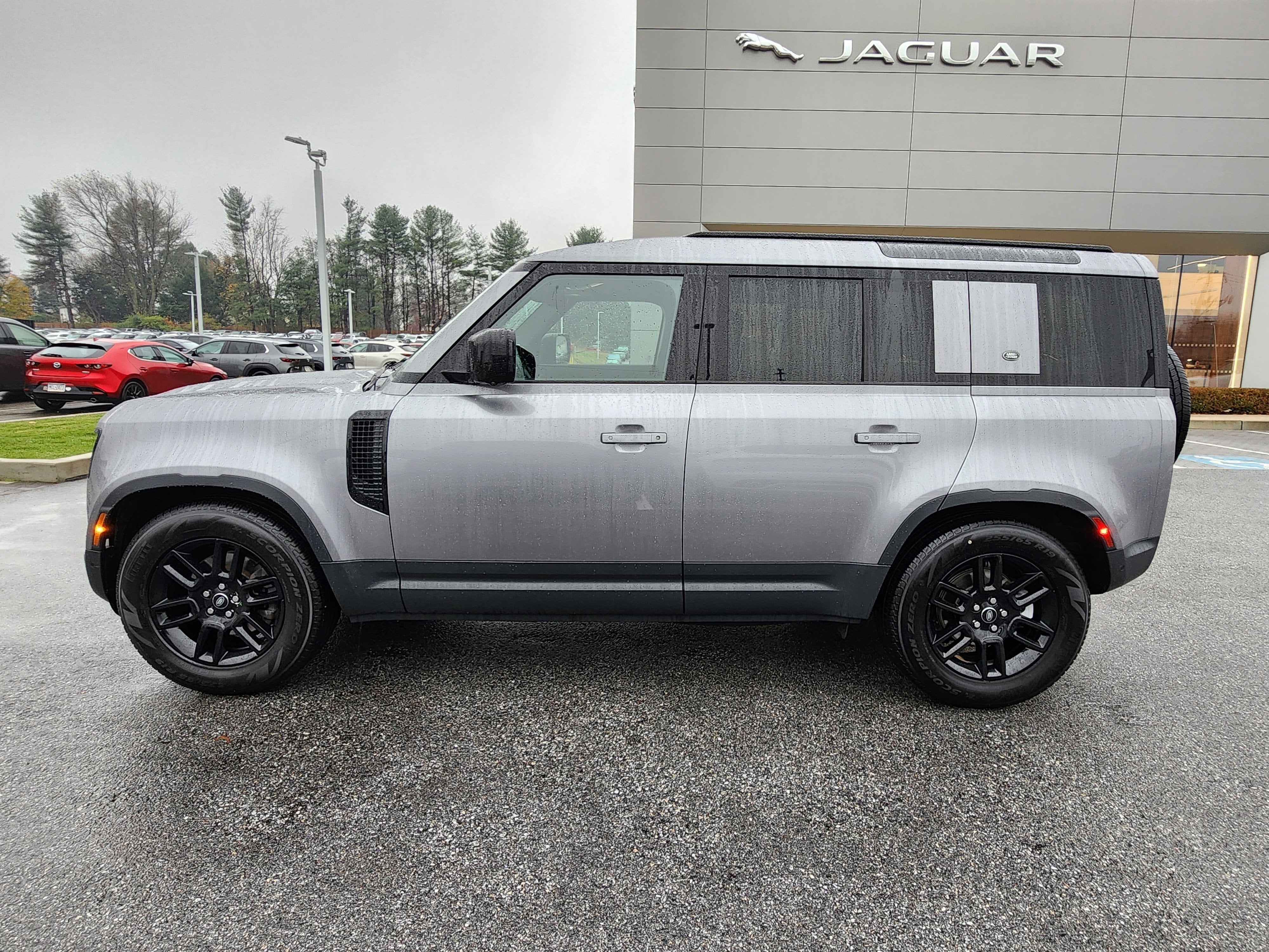 2024 Land Rover Defender 110 S